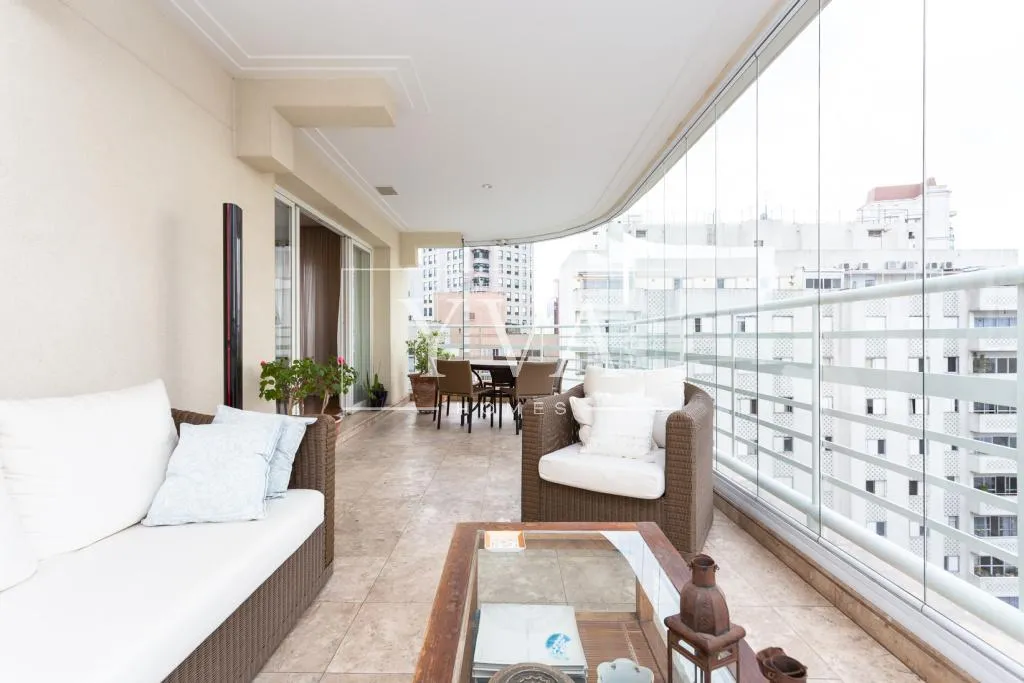 Apartamento com 3 suítes à venda em Itaim Bibi, São Paulo, por R$ 8.300.000