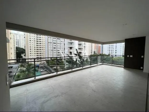 Apartamento com 3 suítes à venda em Moema, São Paulo, por R$ 3.900.000