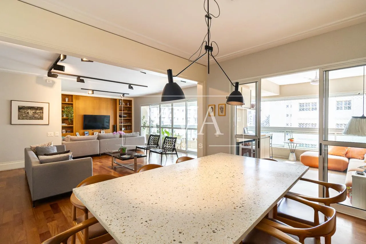 Apartamento com 3 suítes à venda em Vila Nova Conceição, São Paulo, por R$ 4.850.000