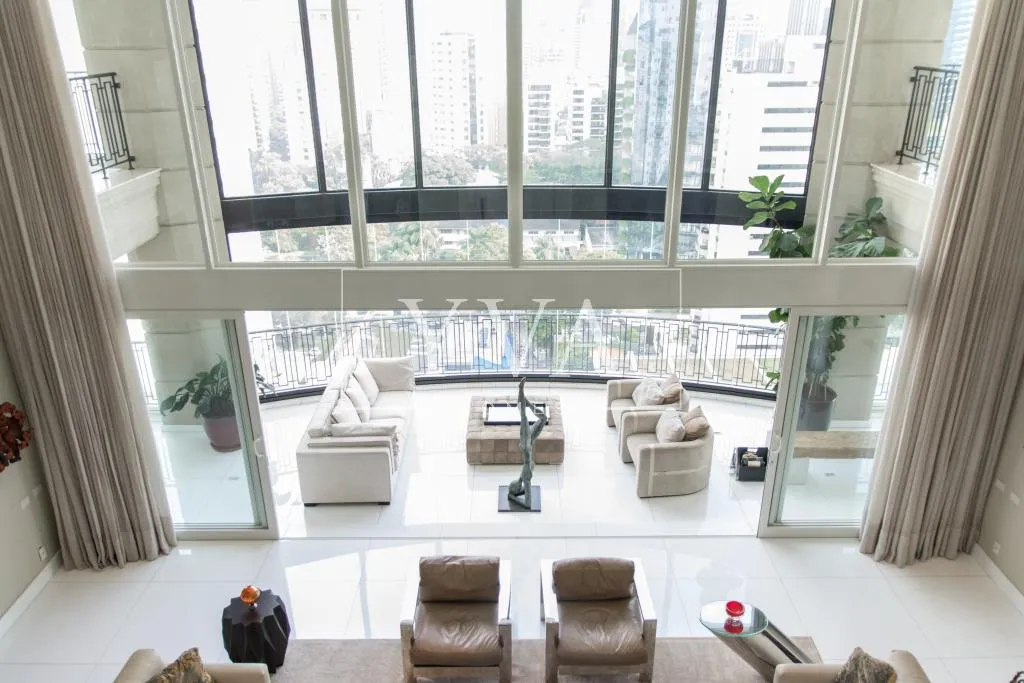 Apartamento com 4 suítes à venda em Itaim Bibi, São Paulo, por R$ 39.900.000