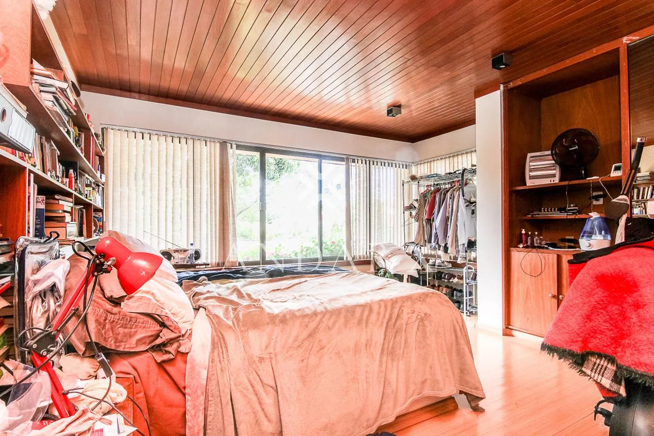 Casa com 3 suítes à venda em Pacaembu, São Paulo, por R$ 3.500.000 Imagem 16