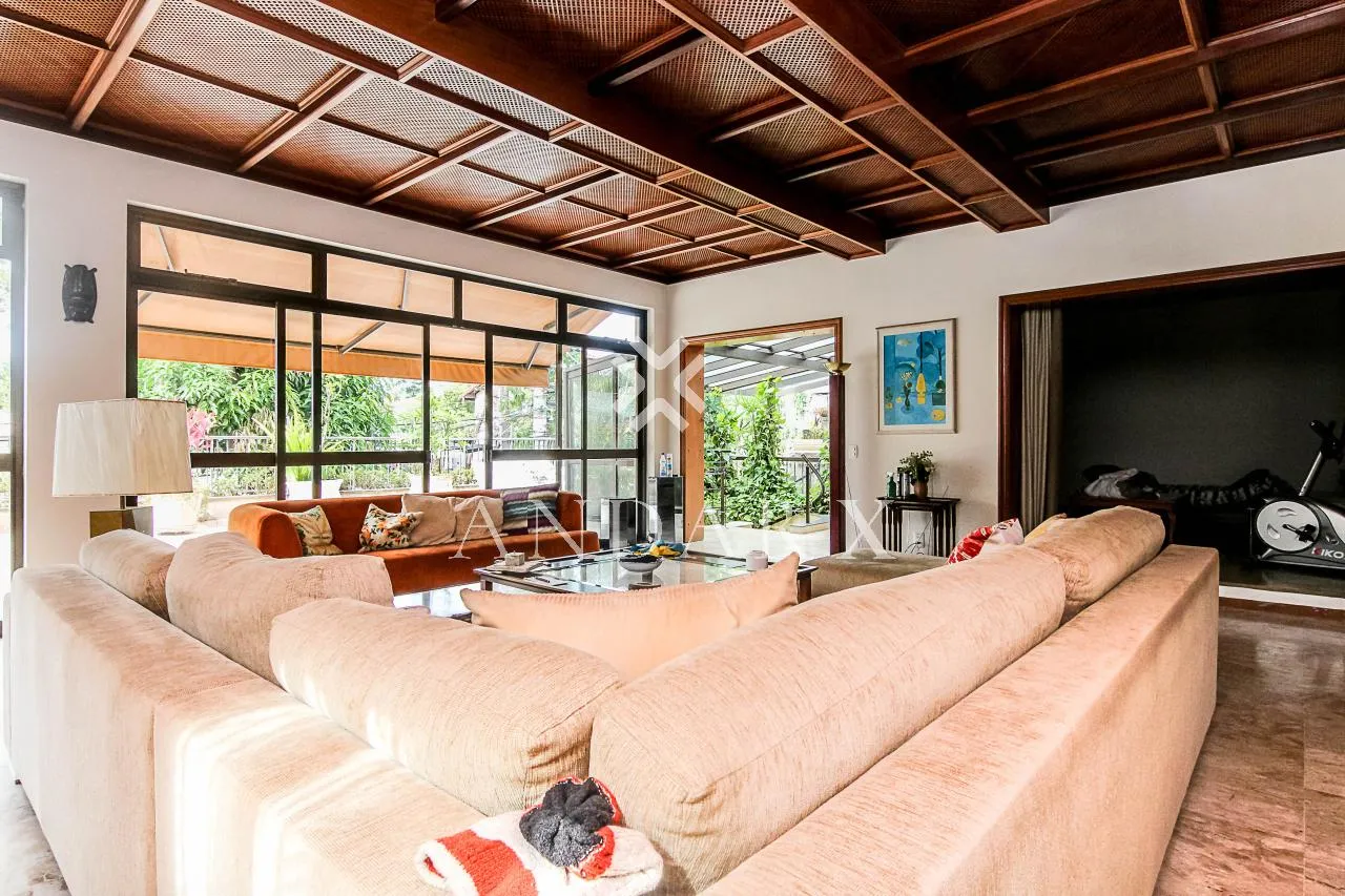 Casa com 3 suítes à venda em Pacaembu, São Paulo, por R$ 3.500.000 Imagem 2