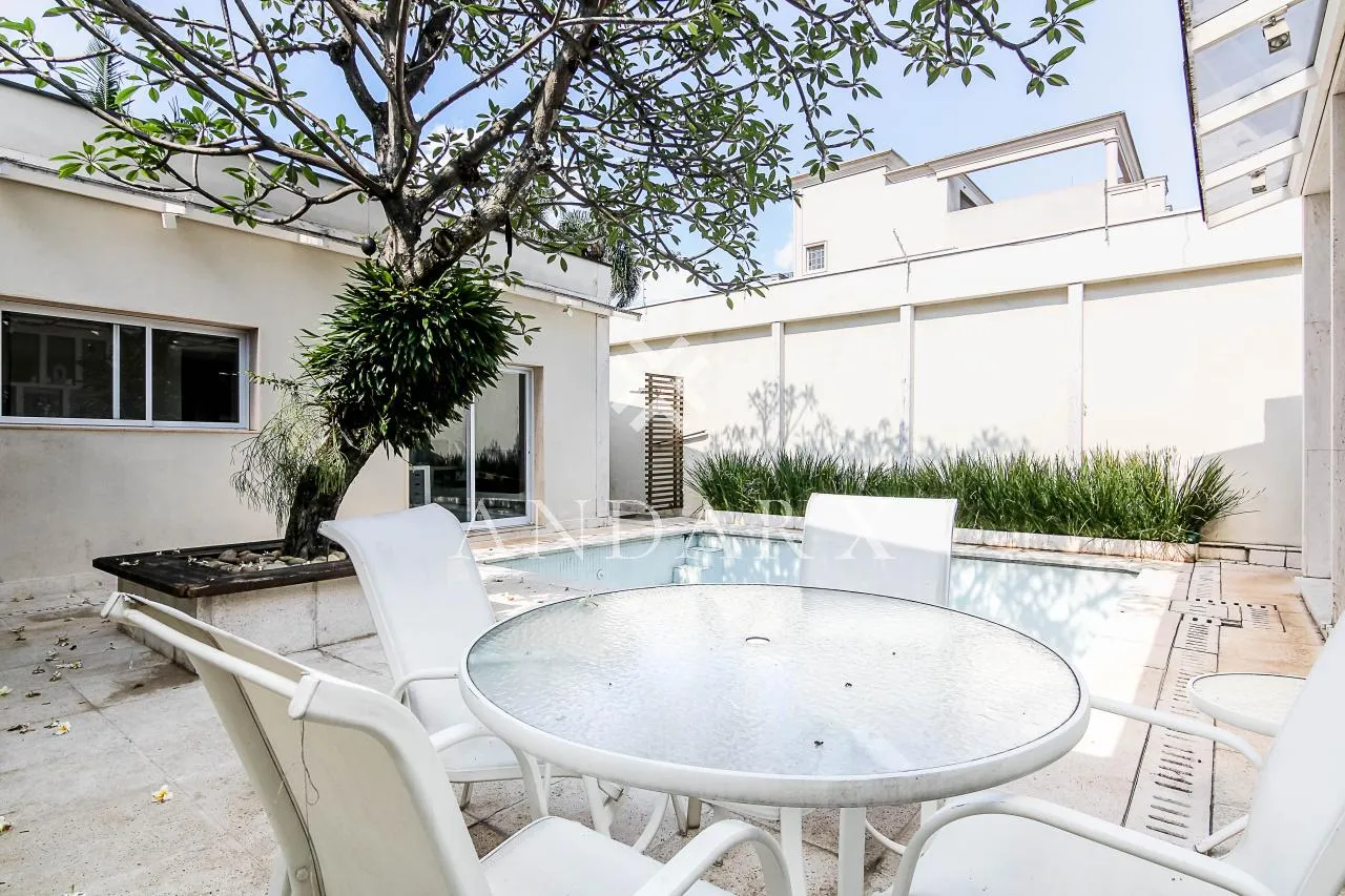 Casa com 3 suítes à venda em Pacaembu, São Paulo, por R$ 4.300.000 Imagem 13
