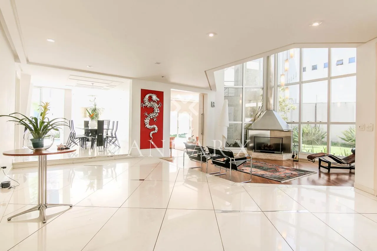 Casa com 2 suítes à venda em Alto de Pinheiros, São Paulo, por R$ 6.100.000 Imagem 2