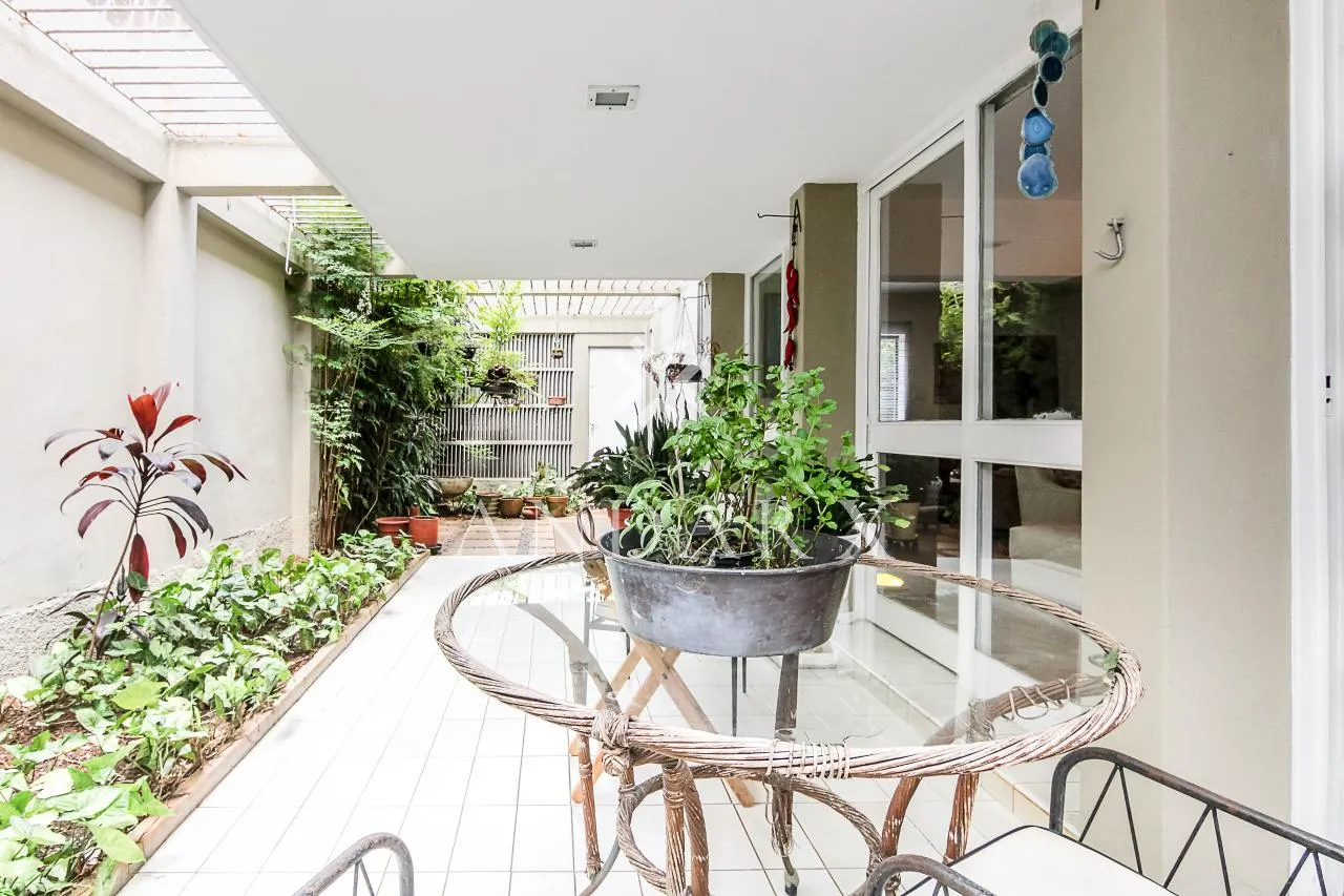 Casa com 1 suítes à venda em Pacaembu, São Paulo, por R$ 2.700.000 Imagem 8