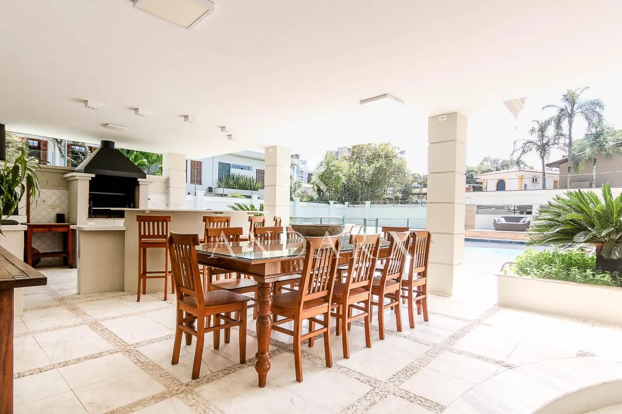 Casa com 2 suítes à venda em Jardim das Bandeiras, São Paulo, por R$ 9.800.000 Imagem 2