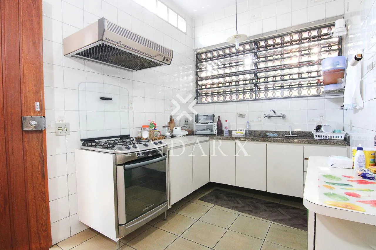 Casa com 3 suítes à venda em Pacaembu, São Paulo, por R$ 3.100.000 Imagem 7