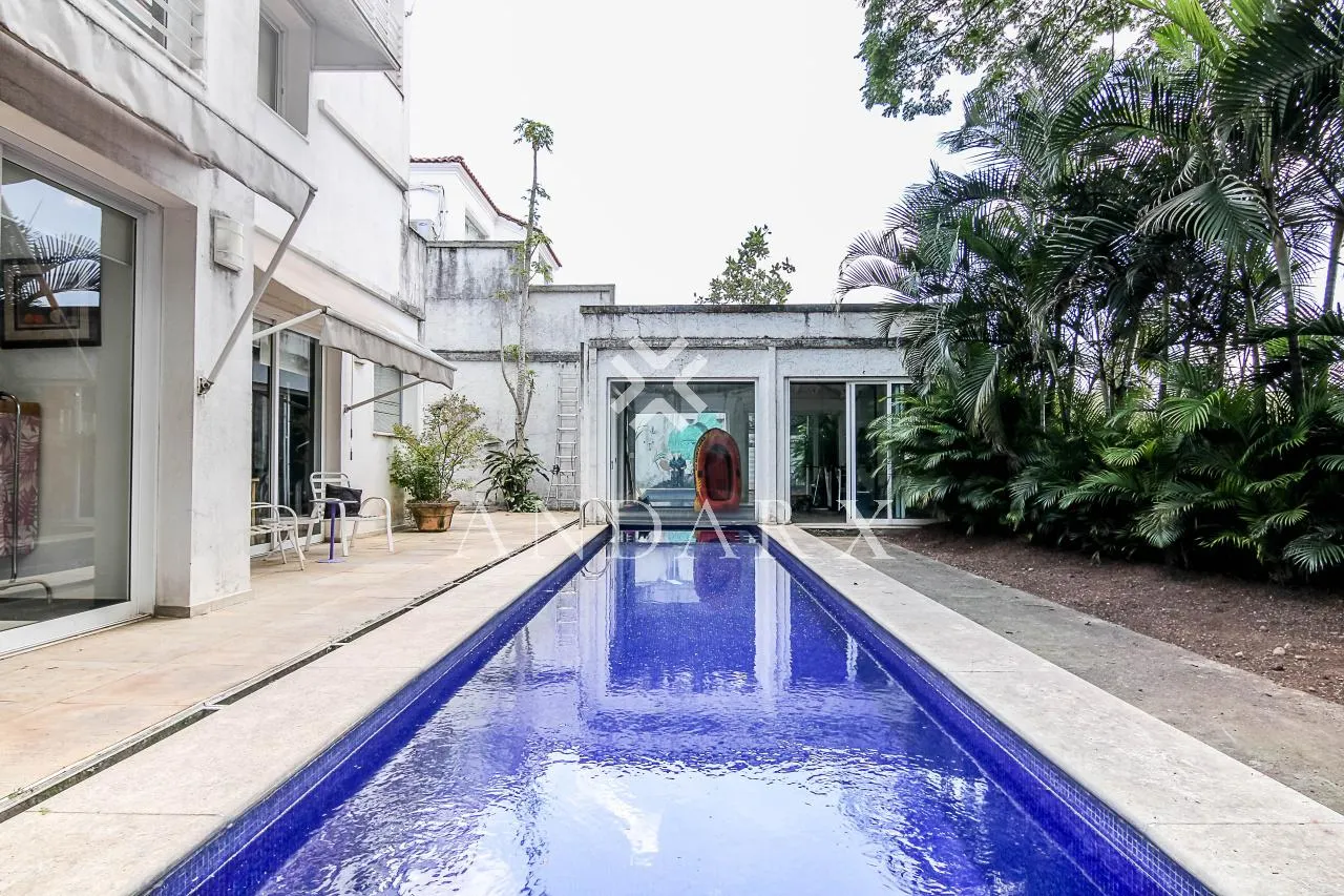 Casa com 4 suítes à venda em Consolação, São Paulo, por R$ 9.000.000