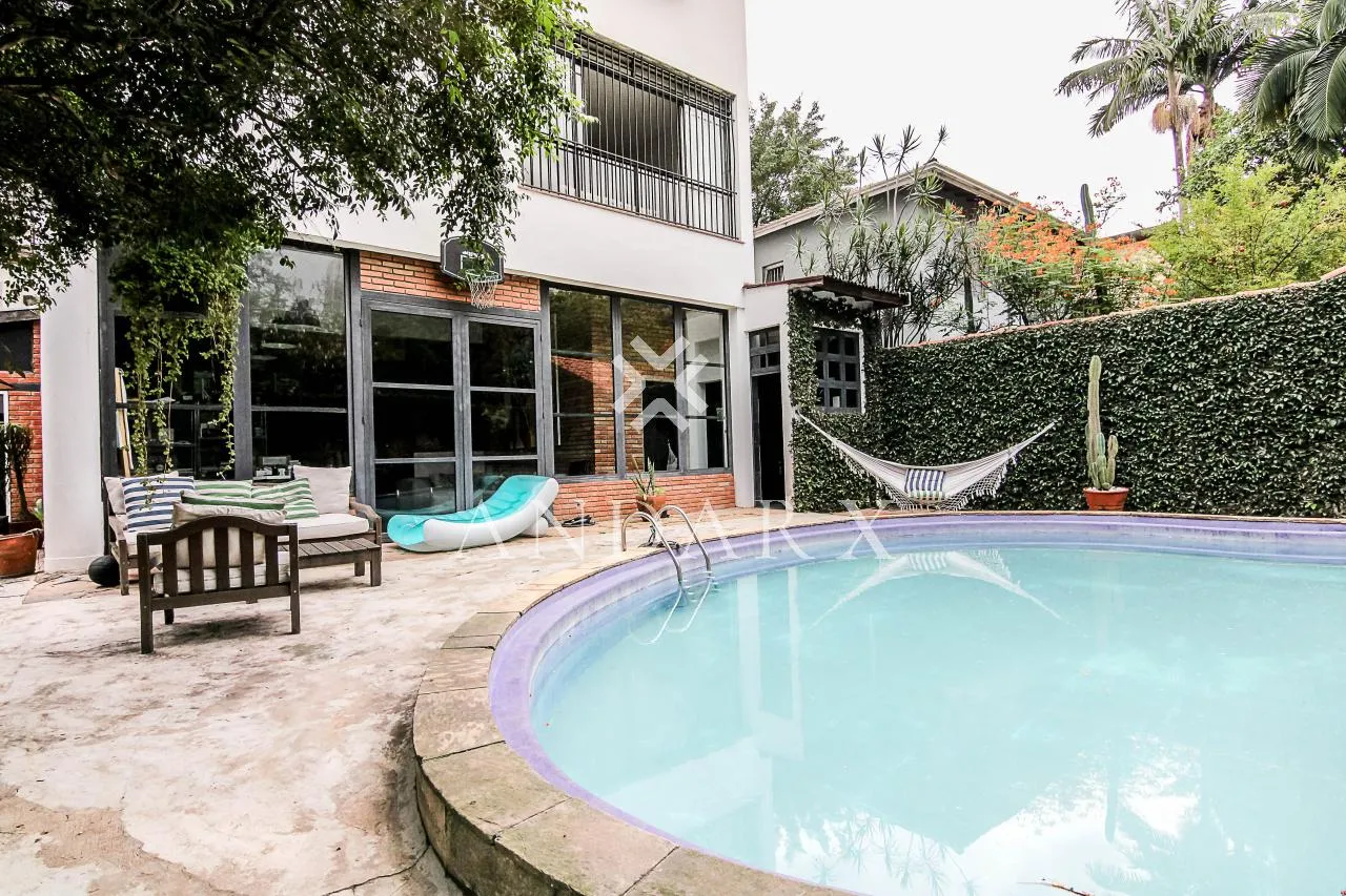 Casa com 1 suítes à venda em Sumaré, São Paulo, por R$ 2.200.000