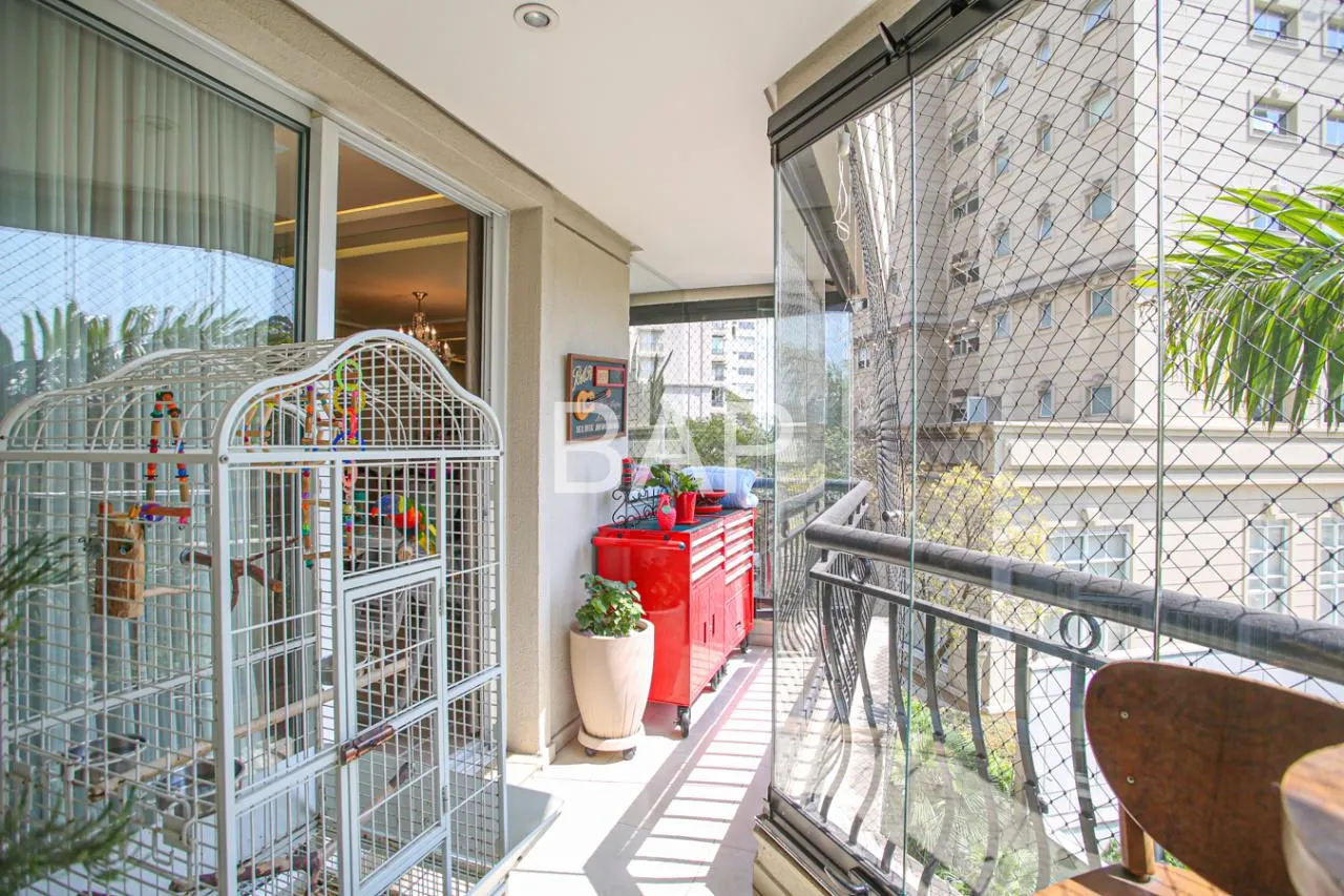 Apartamento com 4 suítes à venda em Moema, São Paulo, por R$ 10.300.000 Imagem 2