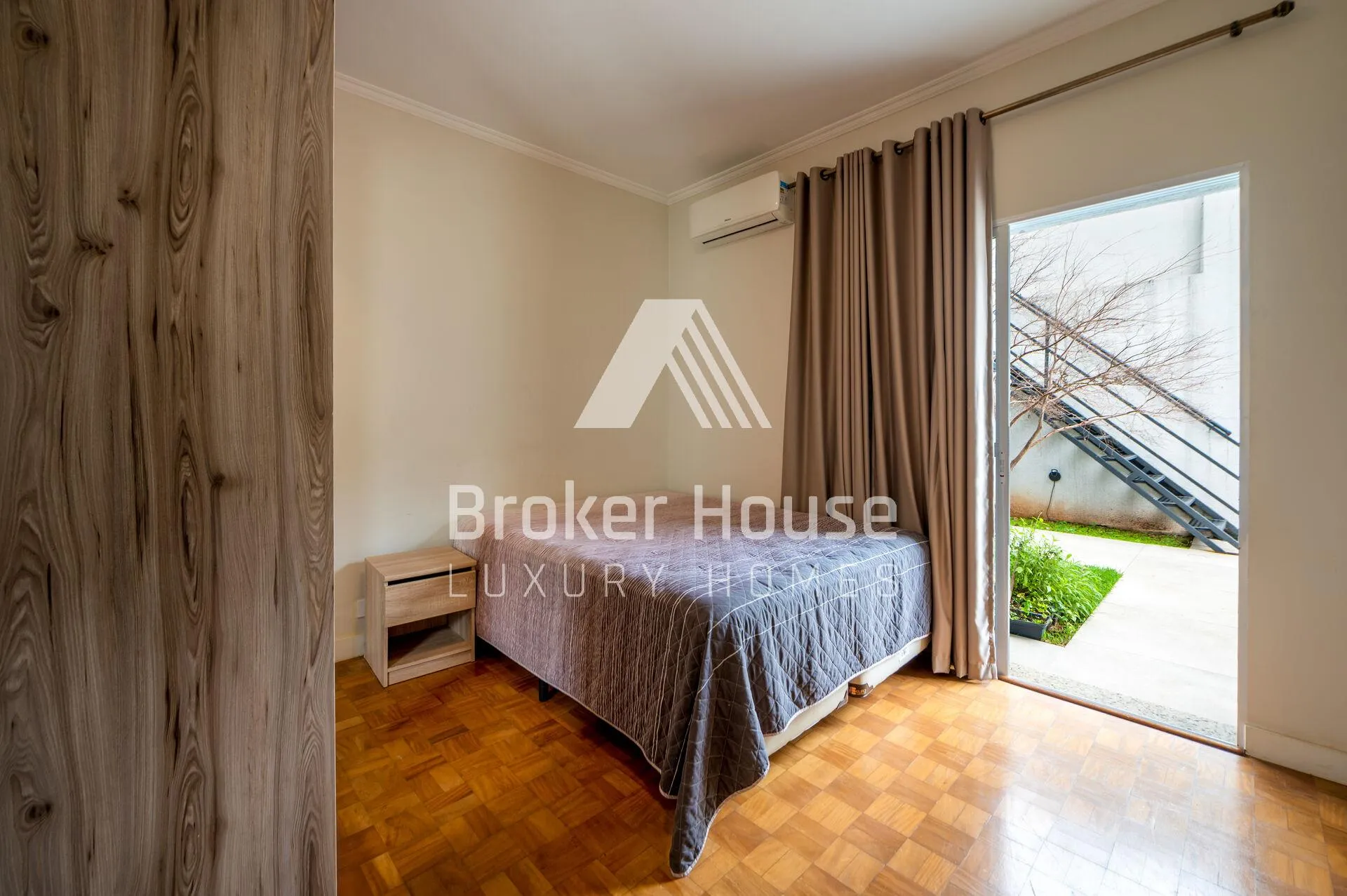 Casa com 5 suítes à venda em Brooklin, São Paulo, por R$ 4.500.000 Imagem 31