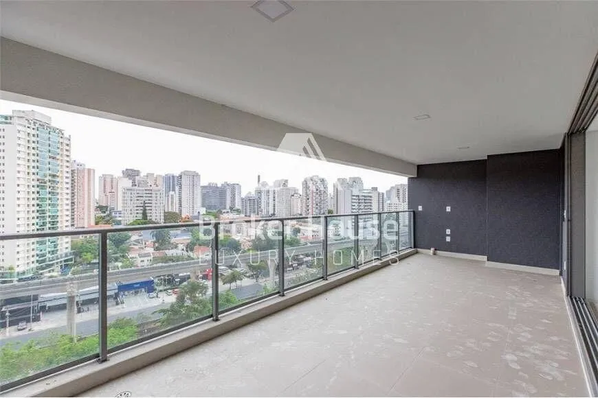 Apartamento com 3 suítes à venda em Campo Belo, São Paulo, por R$ 2.700.000 Imagem 2