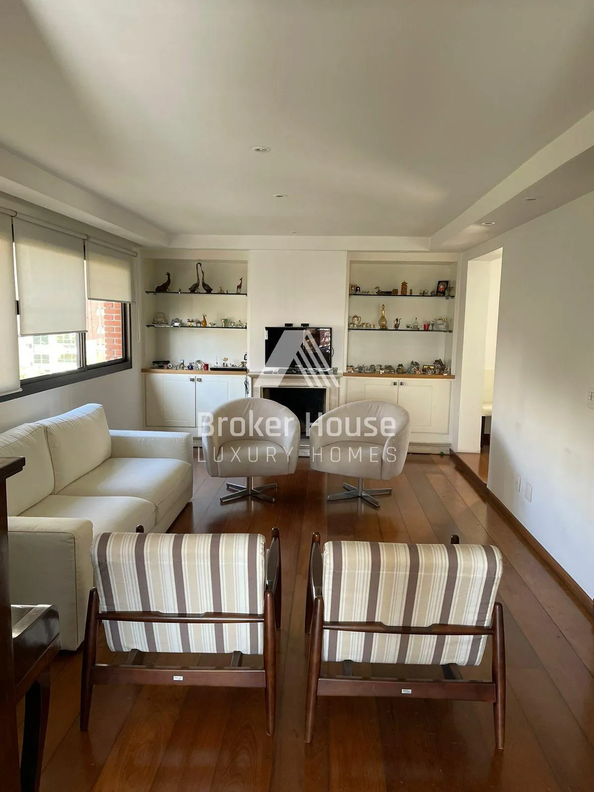 Apartamento com 3 suítes à venda em Campo Belo, São Paulo, por R$ 2.700.000