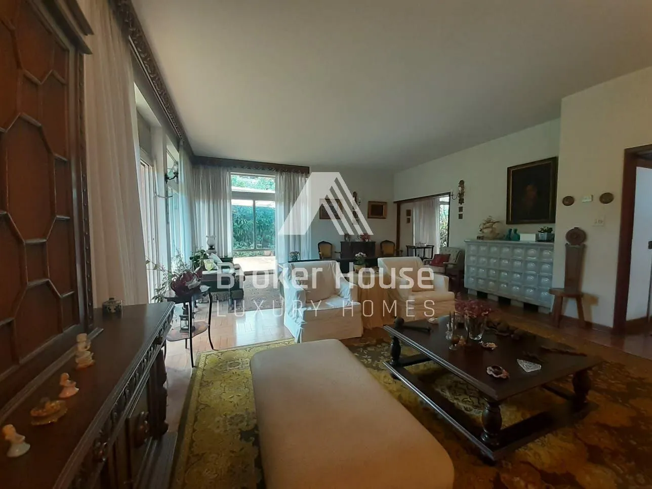 Property Image 0
