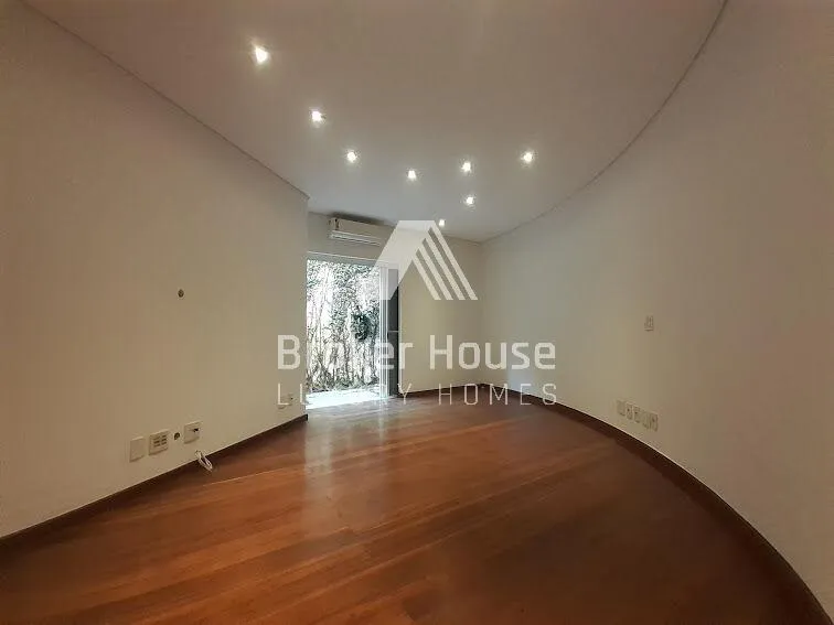 Casa com 1 suítes à venda em Granja Julieta, São Paulo, por R$ 3.500.000 Imagem 29
