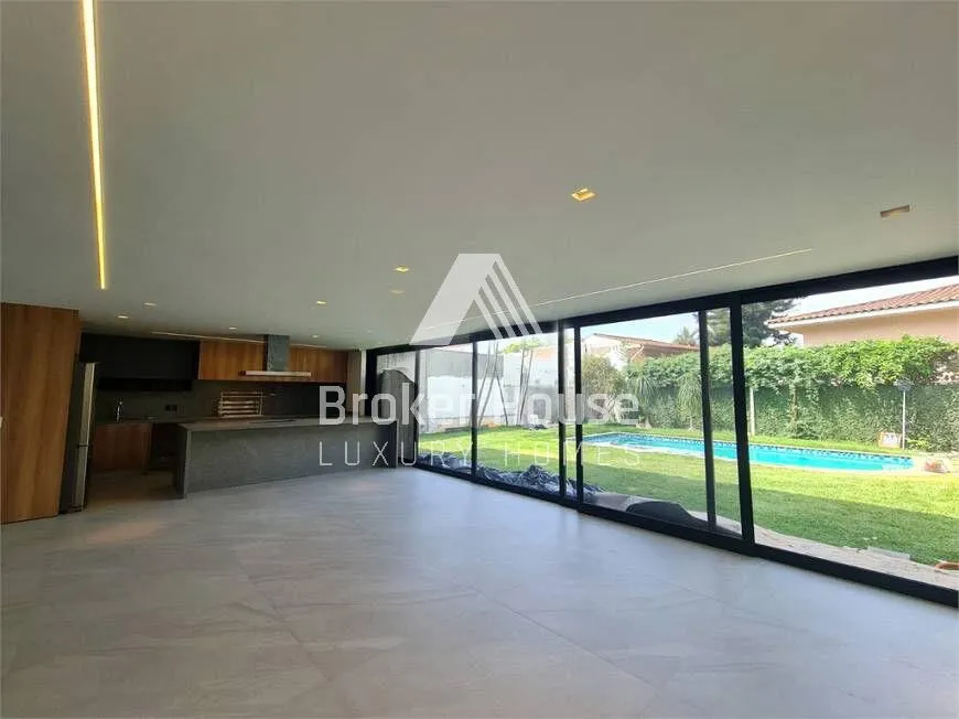 Casa com 4 suítes à venda em Granja Julieta, São Paulo, por R$ 6.700.000 Imagem 2