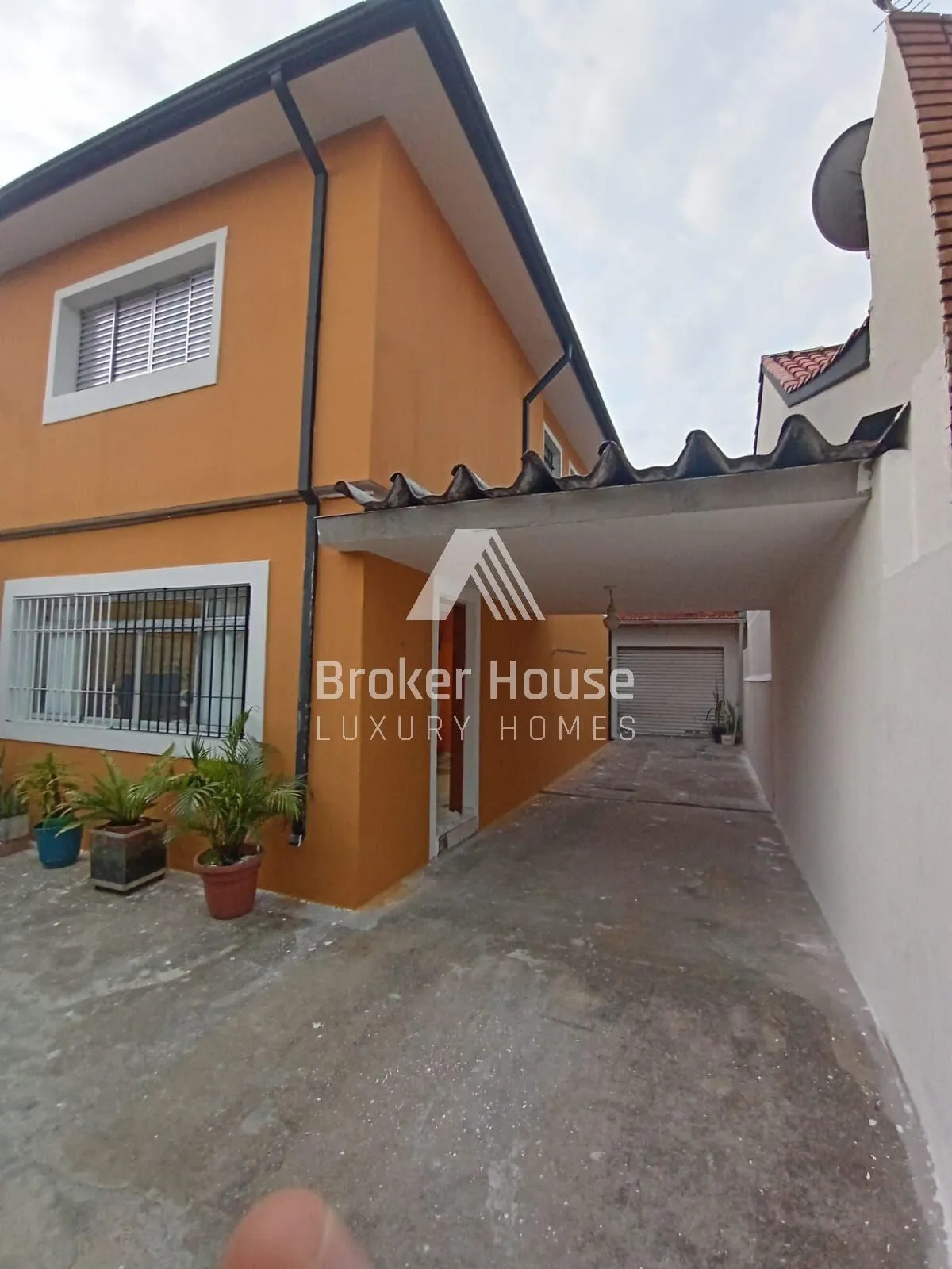Property Image 0