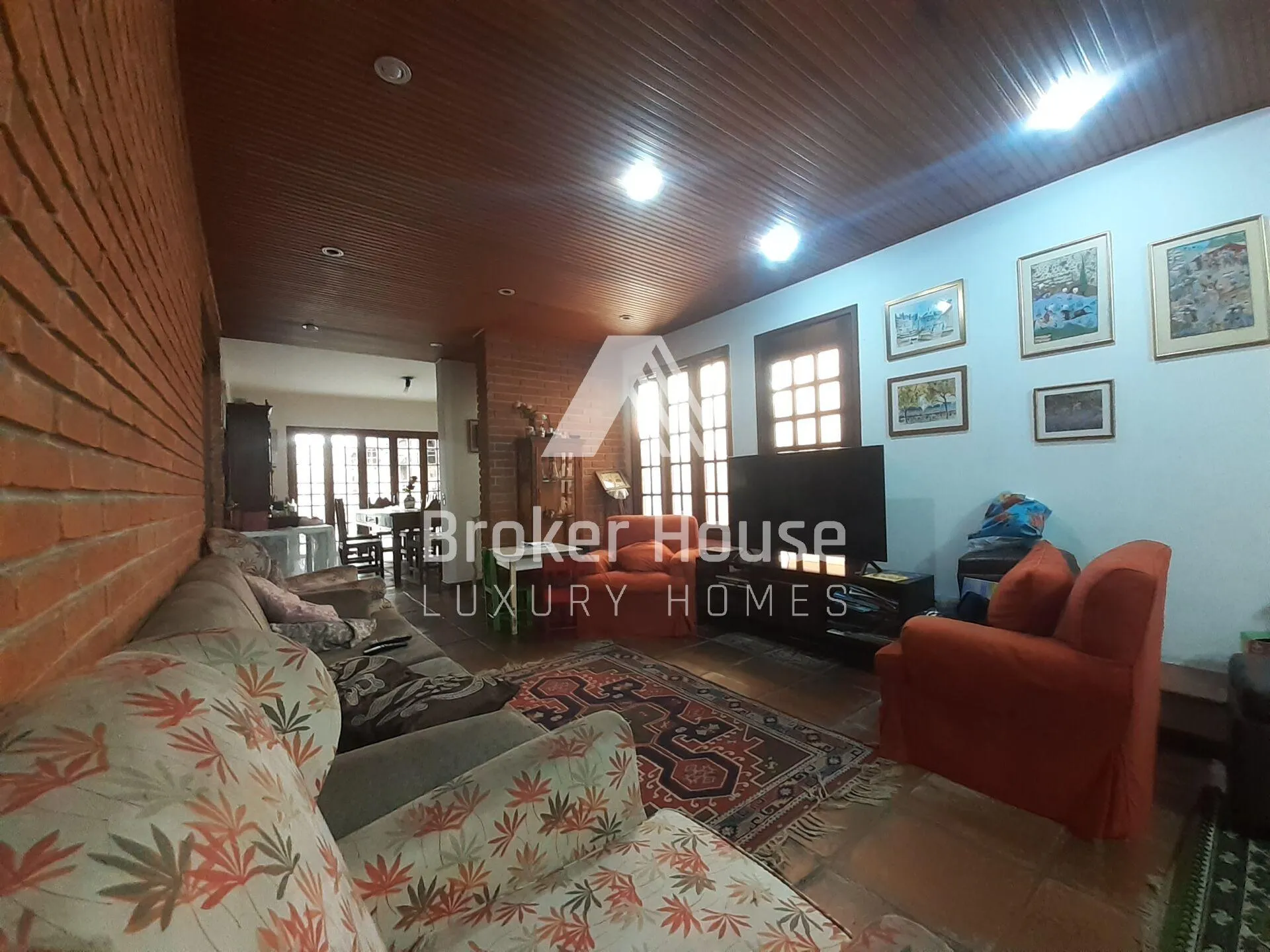 Casa com 2 suítes à venda em Granja Julieta, São Paulo, por R$ 1.699.000