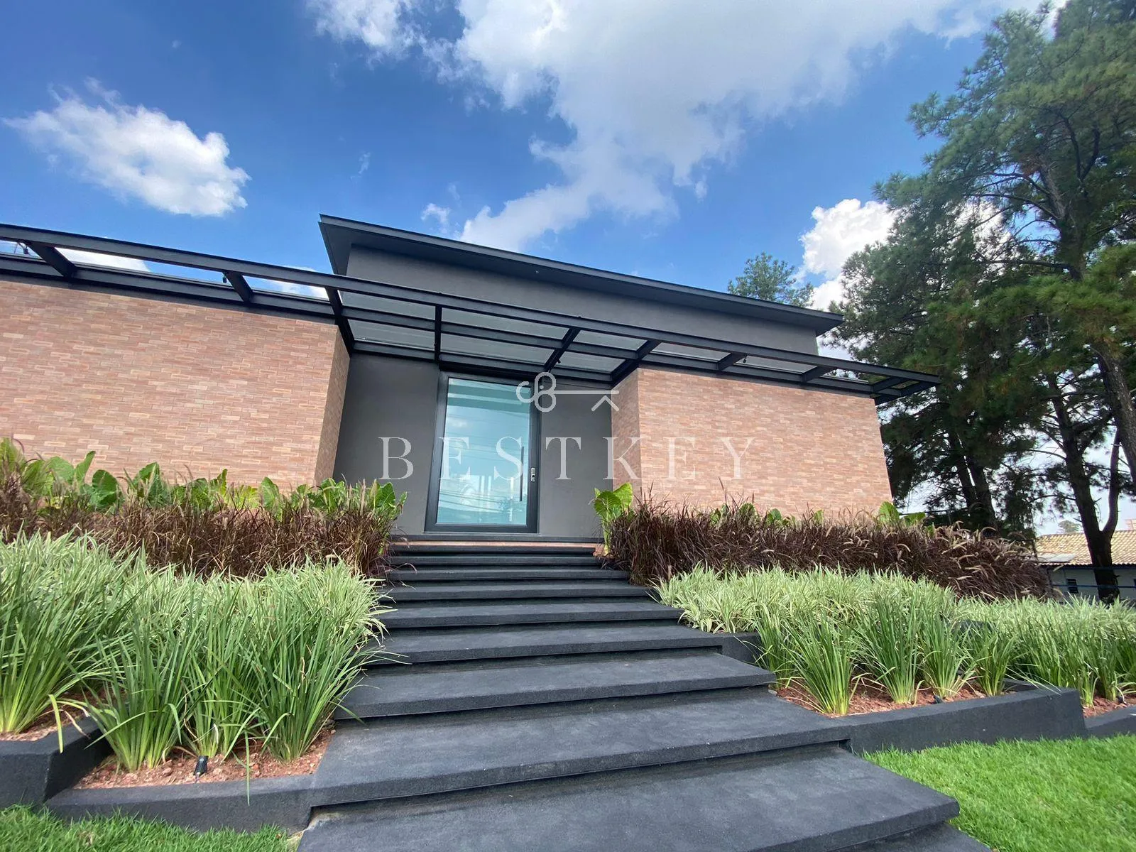 Casa de condomínio com 4 suítes à venda em Alphaville Residencial Um, Barueri, por R$ 18.000.000 Imagem 2