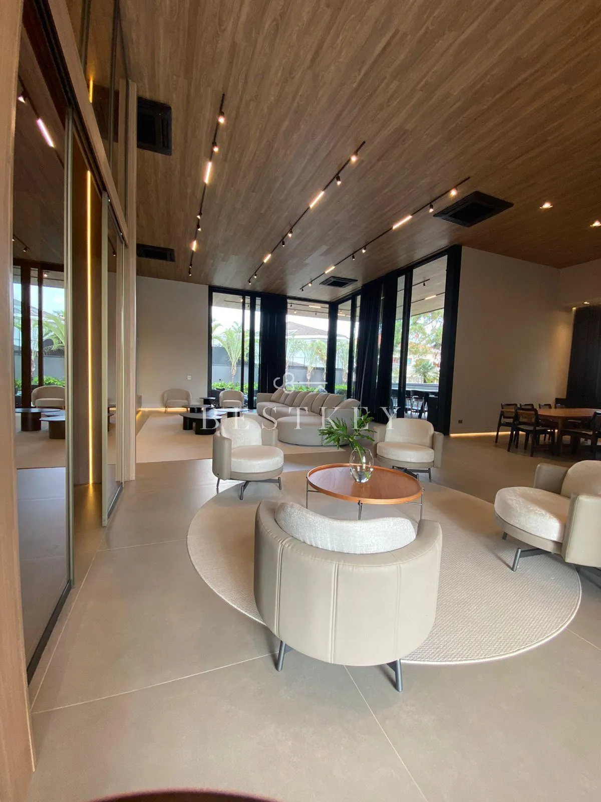 Casa de condomínio com 4 suítes à venda em Alphaville Residencial Um, Barueri, por R$ 18.000.000