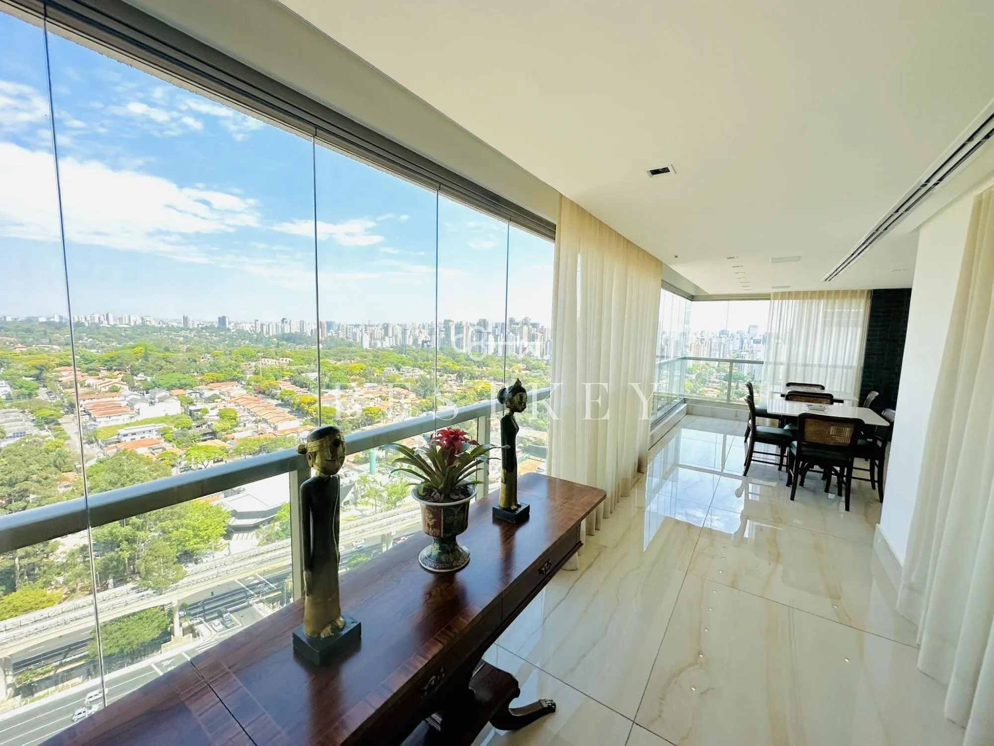 Apartamento com 3 suítes à venda em Campo Belo, São Paulo, por R$ 9.900.000 Imagem 14