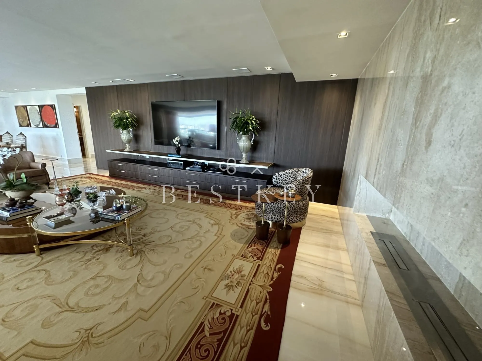 Apartamento com 3 suítes à venda em Campo Belo, São Paulo, por R$ 9.900.000 Imagem 22
