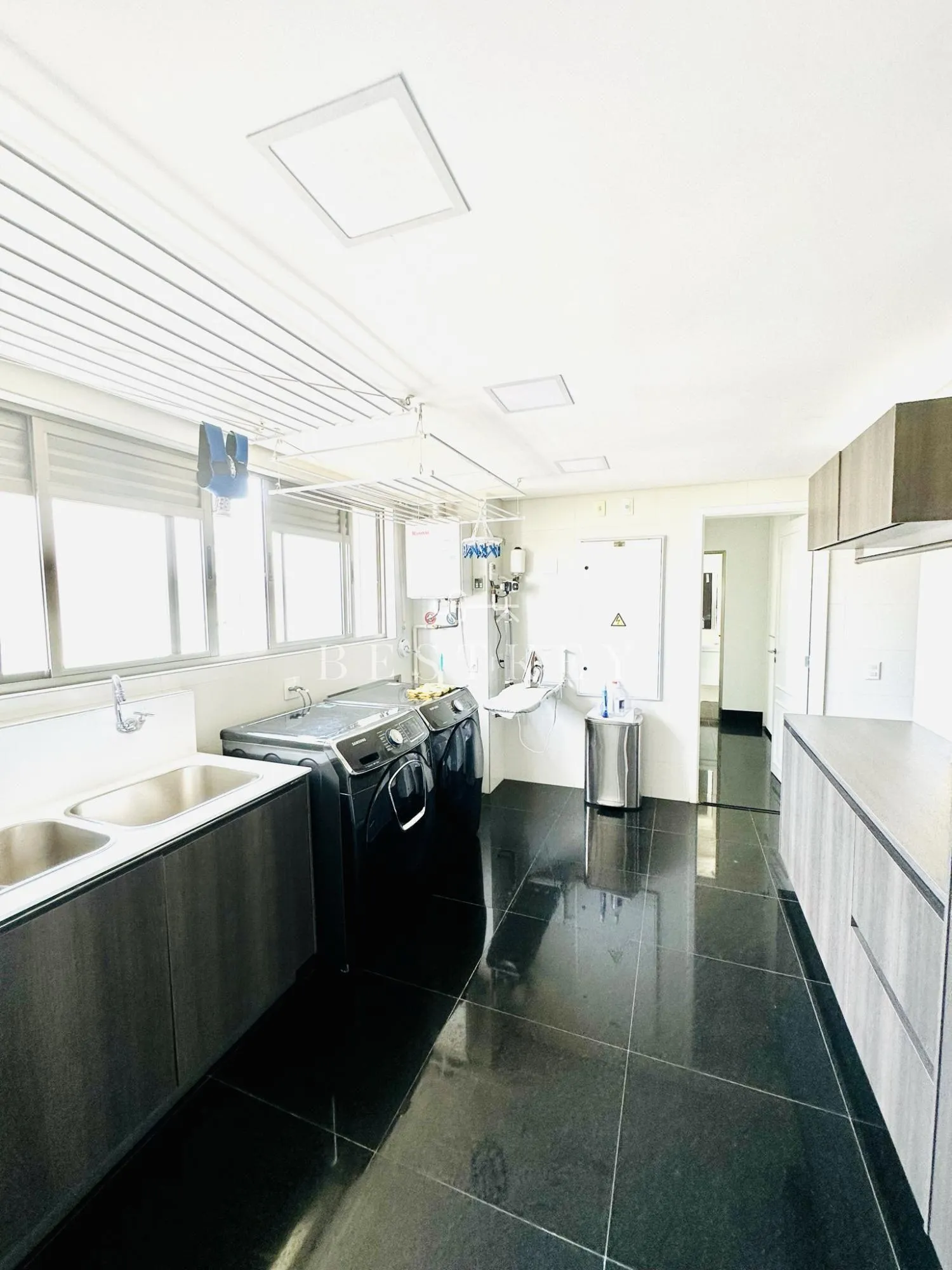 Apartamento com 3 suítes à venda em Campo Belo, São Paulo, por R$ 9.900.000 Imagem 25