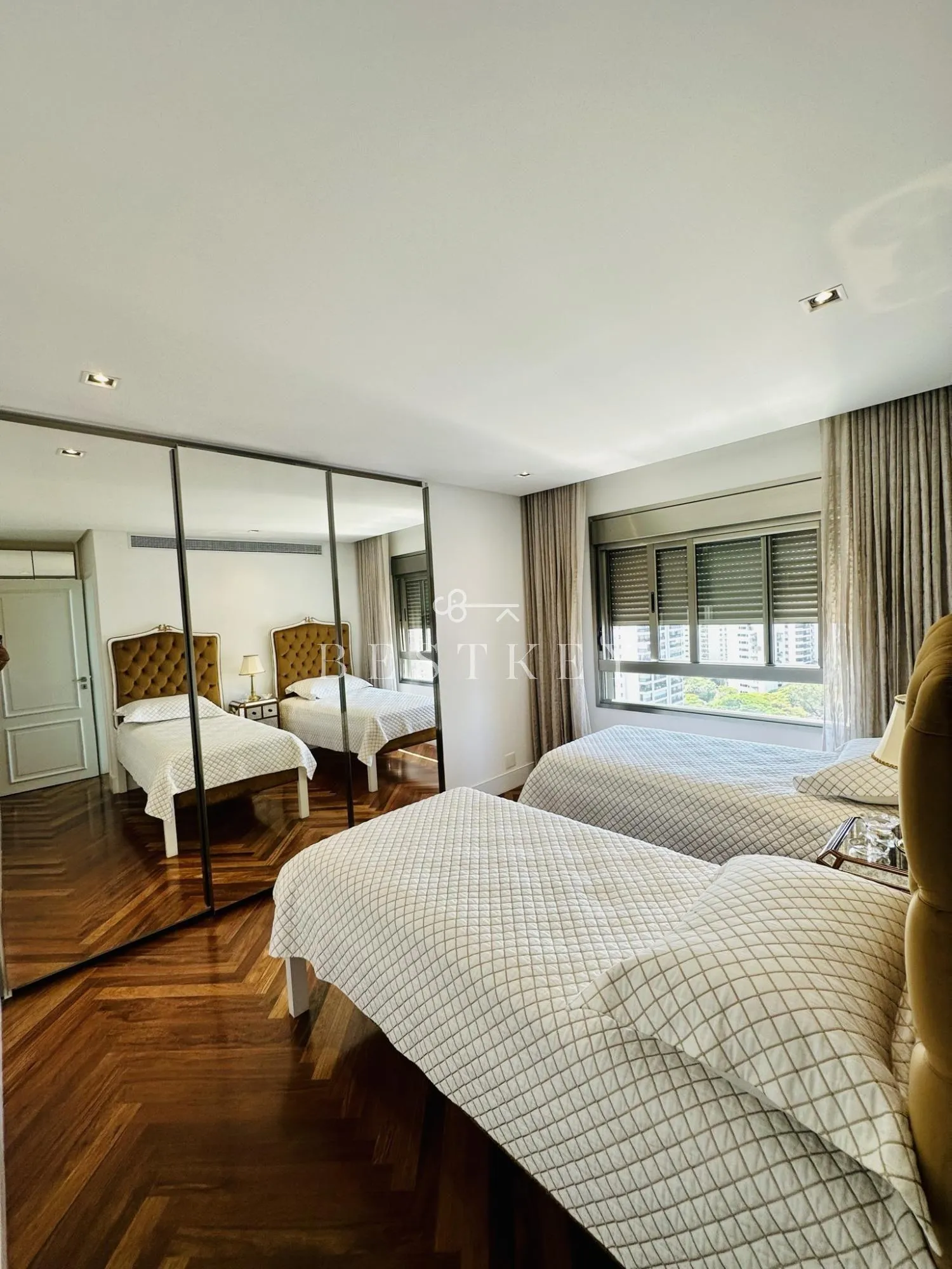 Apartamento com 3 suítes à venda em Campo Belo, São Paulo, por R$ 9.900.000 Imagem 26