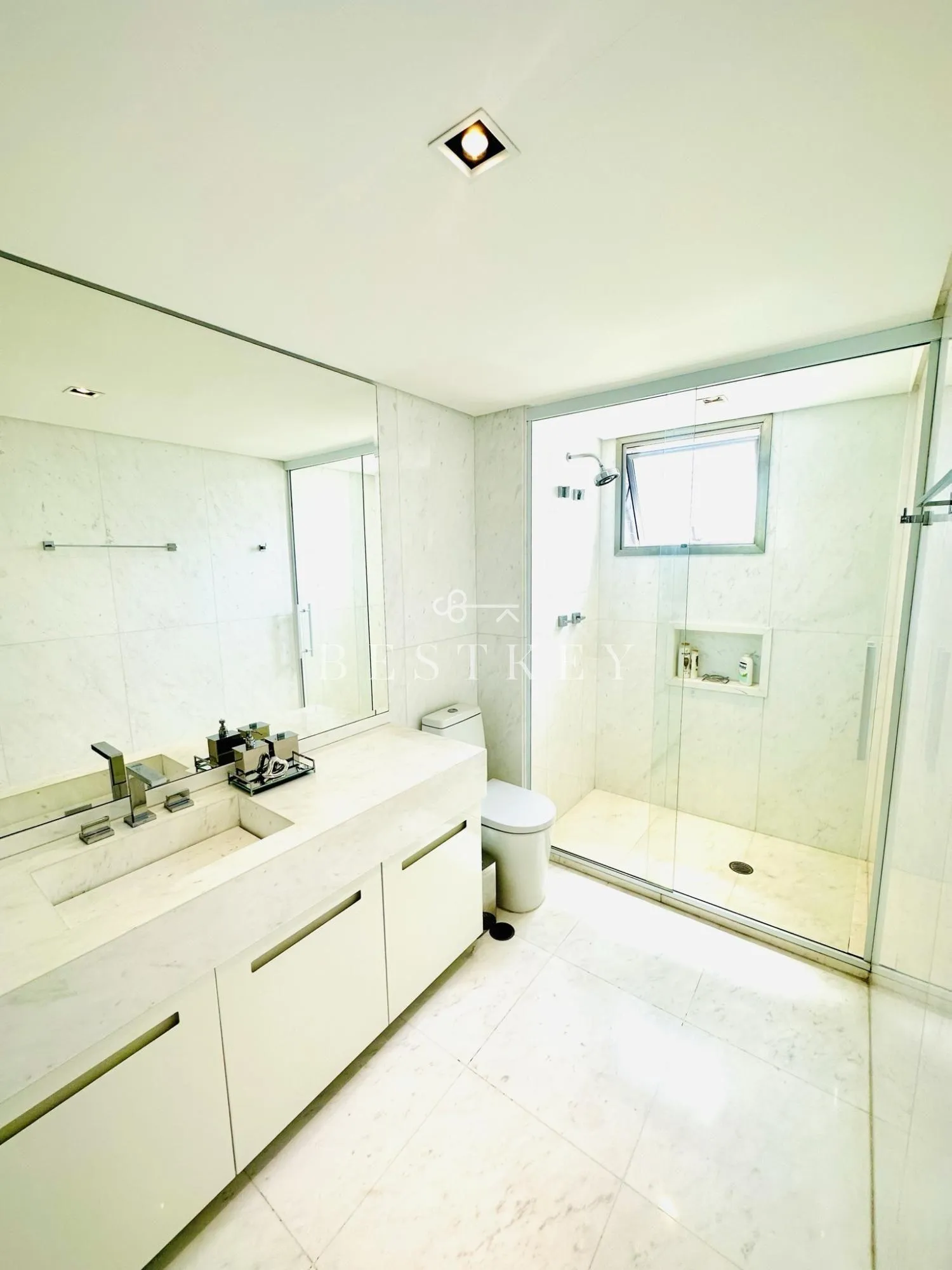 Apartamento com 3 suítes à venda em Campo Belo, São Paulo, por R$ 9.900.000 Imagem 32