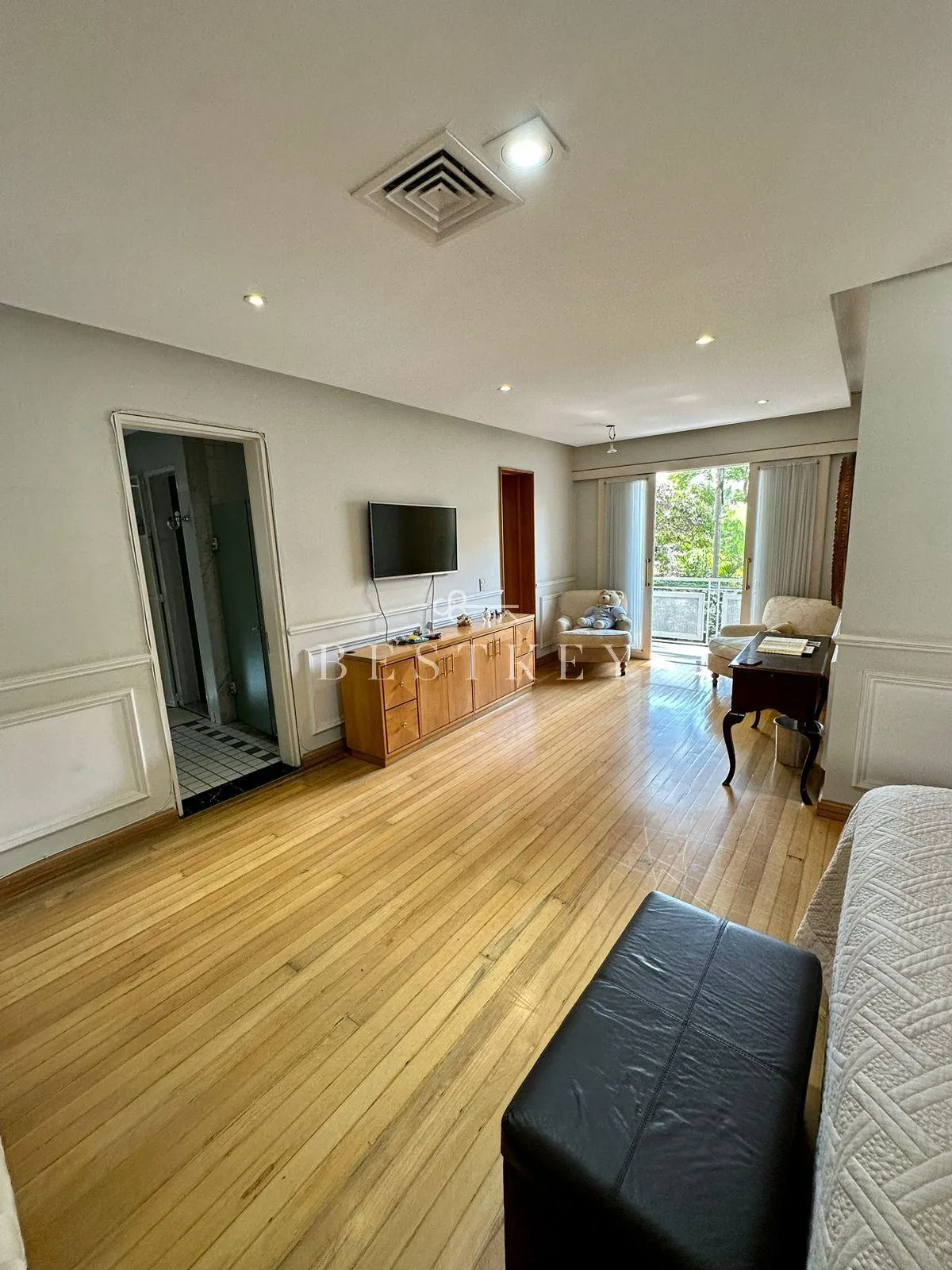 Casa com 3 suítes à venda em Jardim Europa, São Paulo, por R$ 6.600.000 Imagem 19