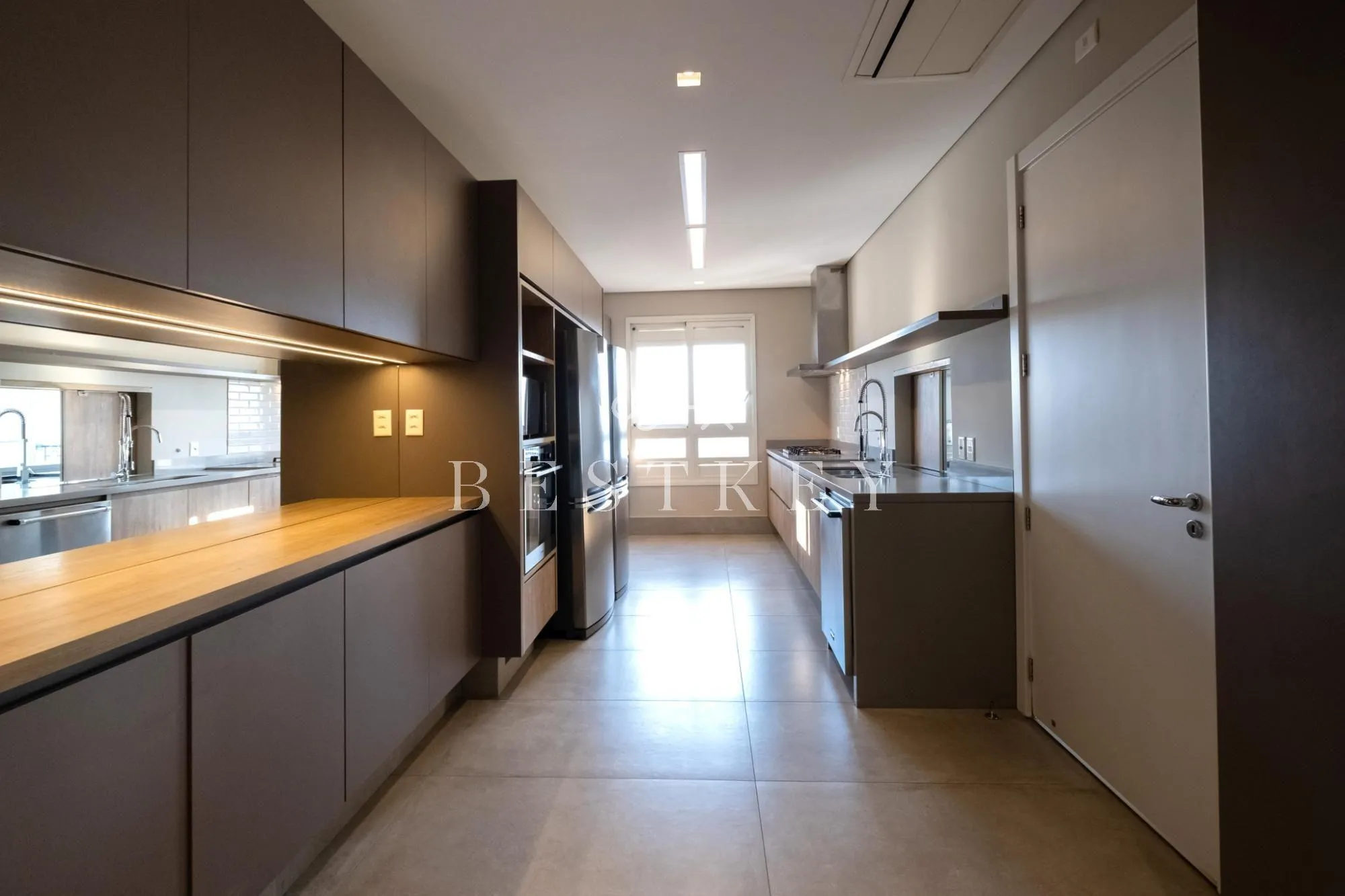 Apartamento com 4 suítes à venda em Vila Olímpia, São Paulo, por R$ 14.799.990 Imagem 16