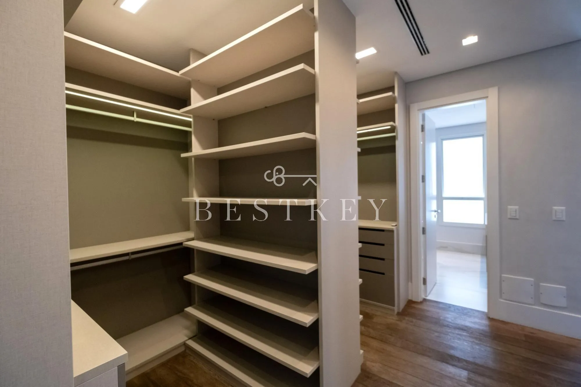 Apartamento com 4 suítes à venda em Vila Olímpia, São Paulo, por R$ 14.799.990 Imagem 35