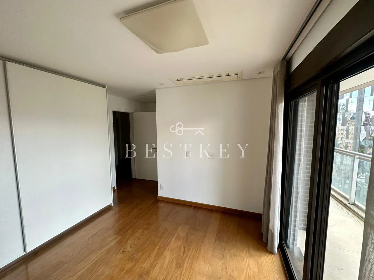 Apartamento com 3 suítes à venda em Vila Olímpia, São Paulo, por R$ 14.000.000 Imagem 16