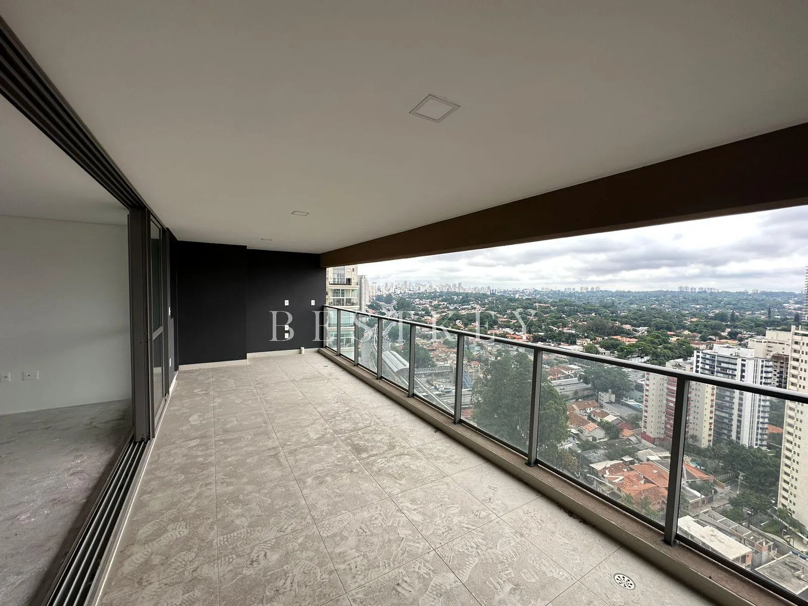 Apartamento com 3 suítes à venda em Campo Belo, São Paulo, por R$ 2.400.000 Imagem 2