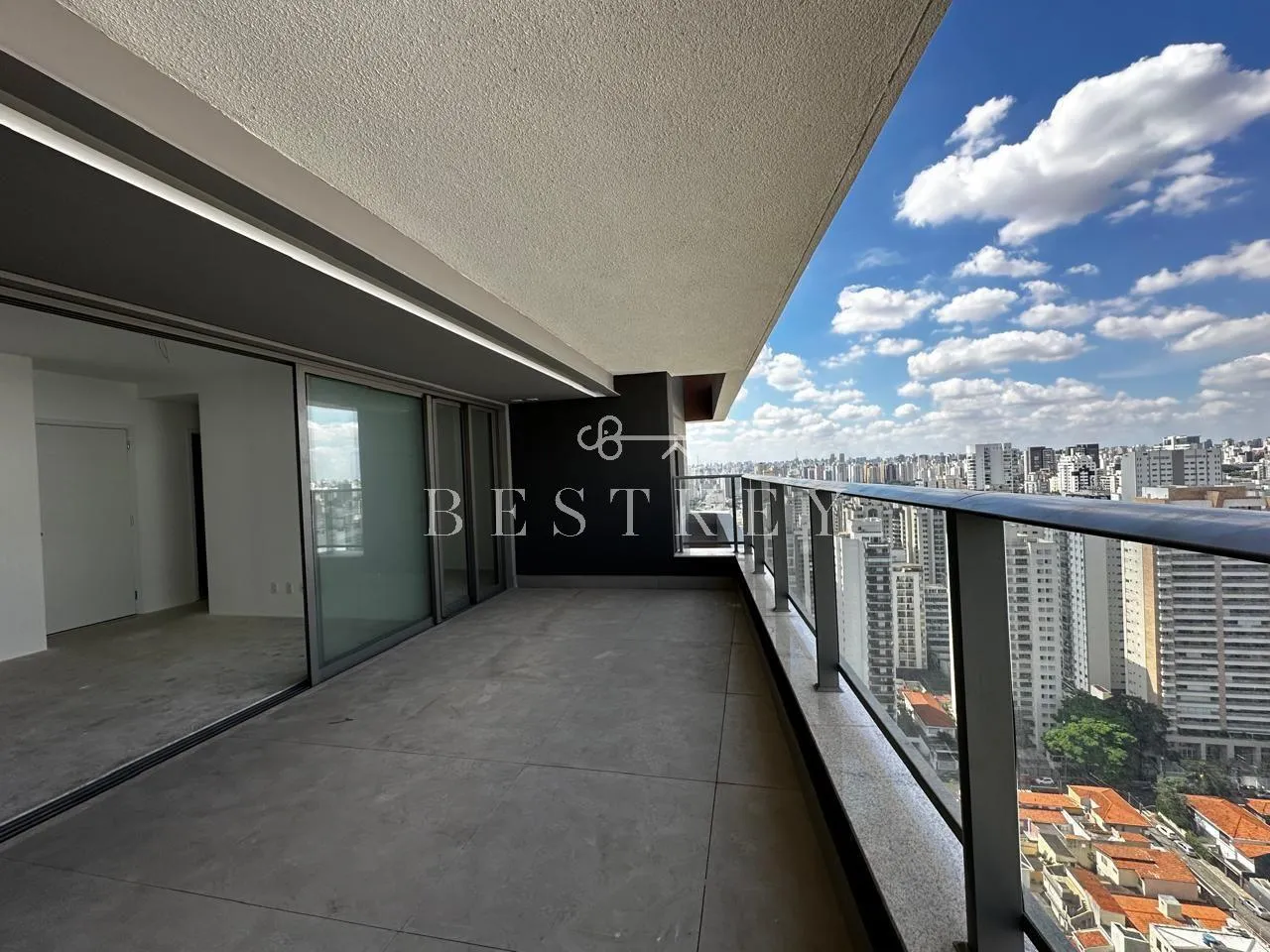 Apartamento com 3 suítes à venda em Cidade Monções, São Paulo, por R$ 2.649.990