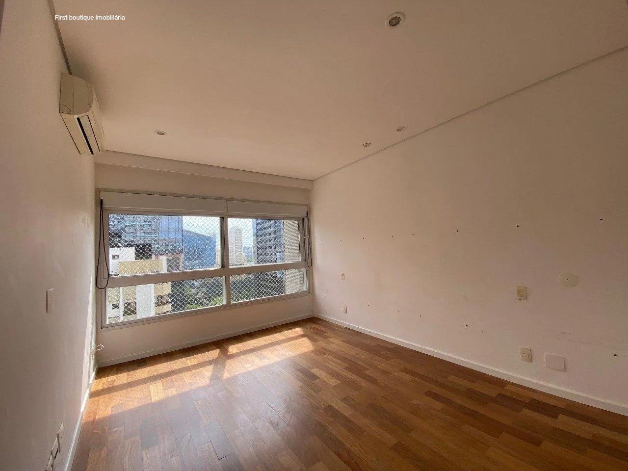 Apartamento com 2 suítes à venda em Itaim Bibi, São Paulo, por R$ 3.300.000 Imagem 2