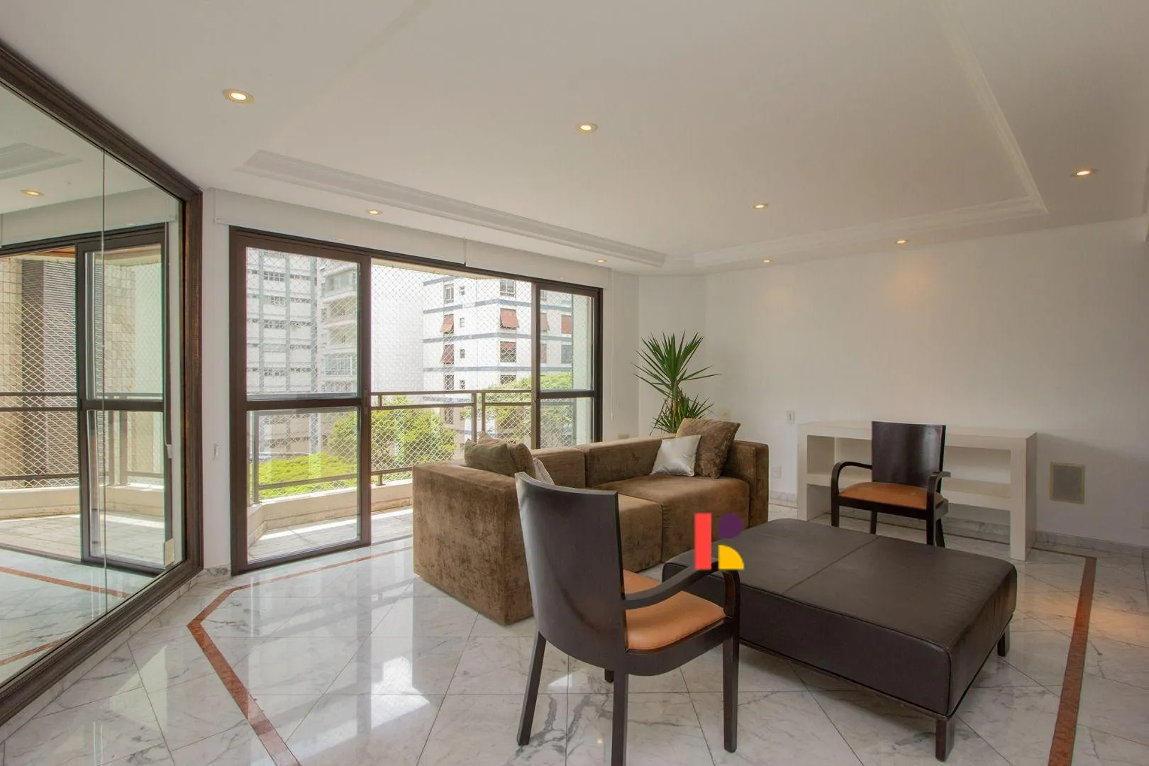 Apartamento com 3 suítes à venda em Higienópolis, São Paulo, por R$ 2.150.000
