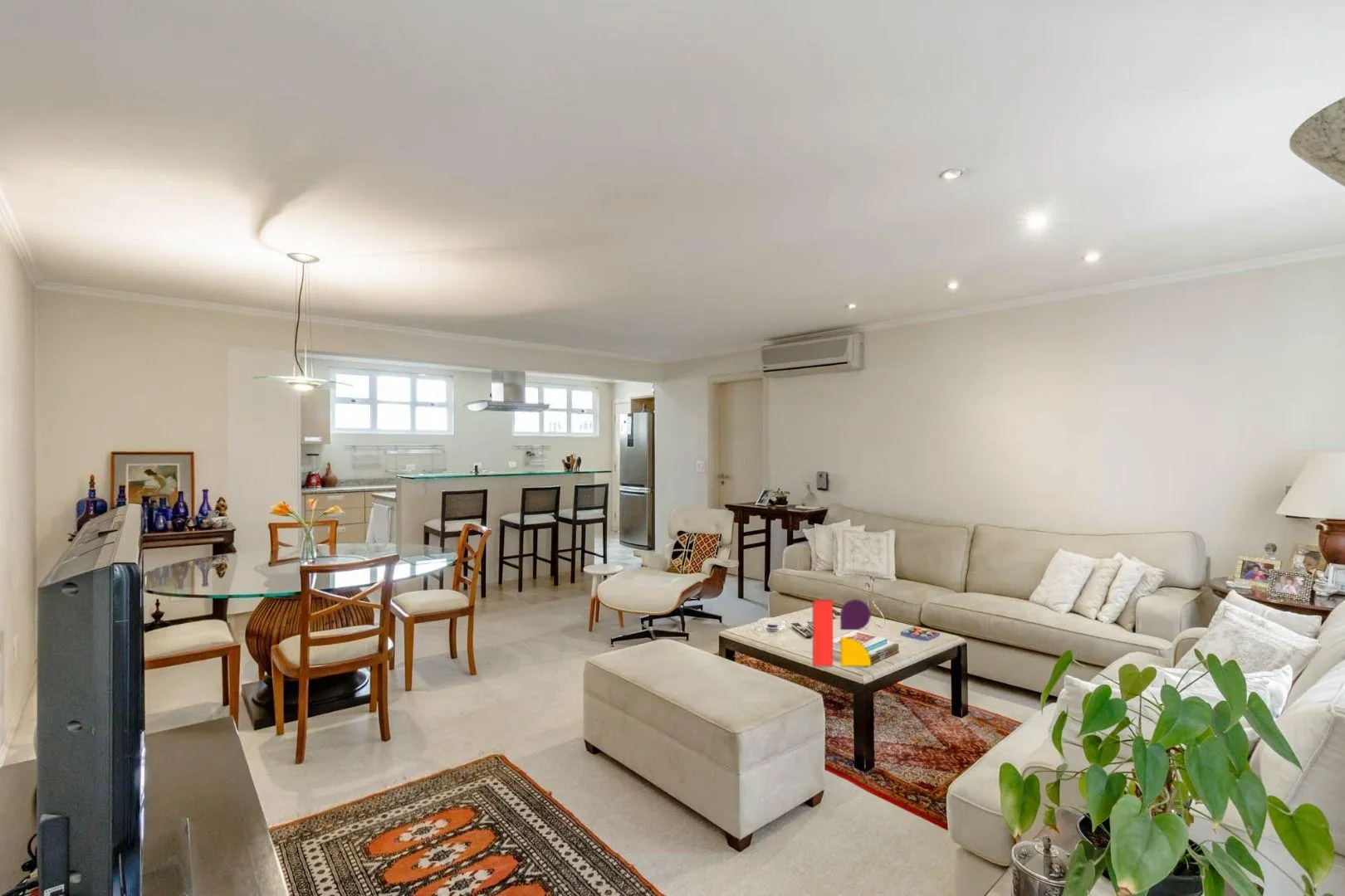 Apartamento com 1 suítes à venda em Cerqueira César, São Paulo, por R$ 1.600.000 Imagem 3