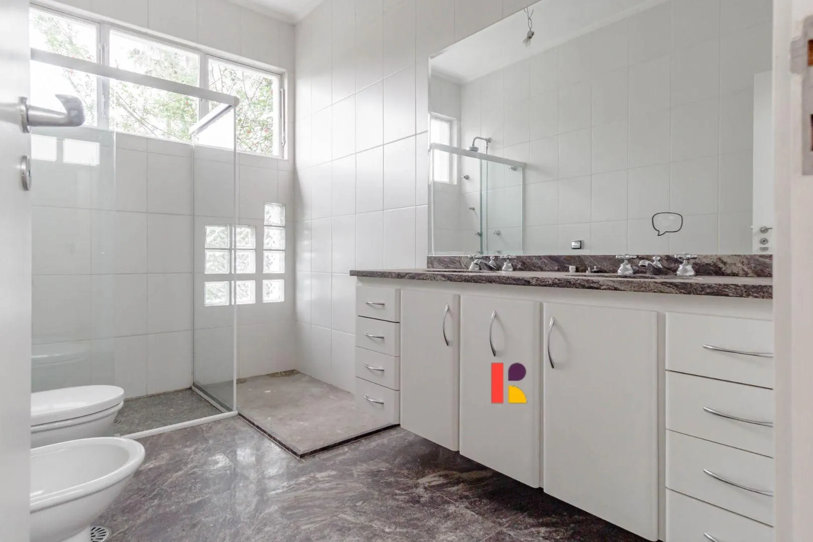 Casa com 3 suítes à venda em Alto De Pinheiros, São Paulo, por R$ 4.250.000 Imagem 12