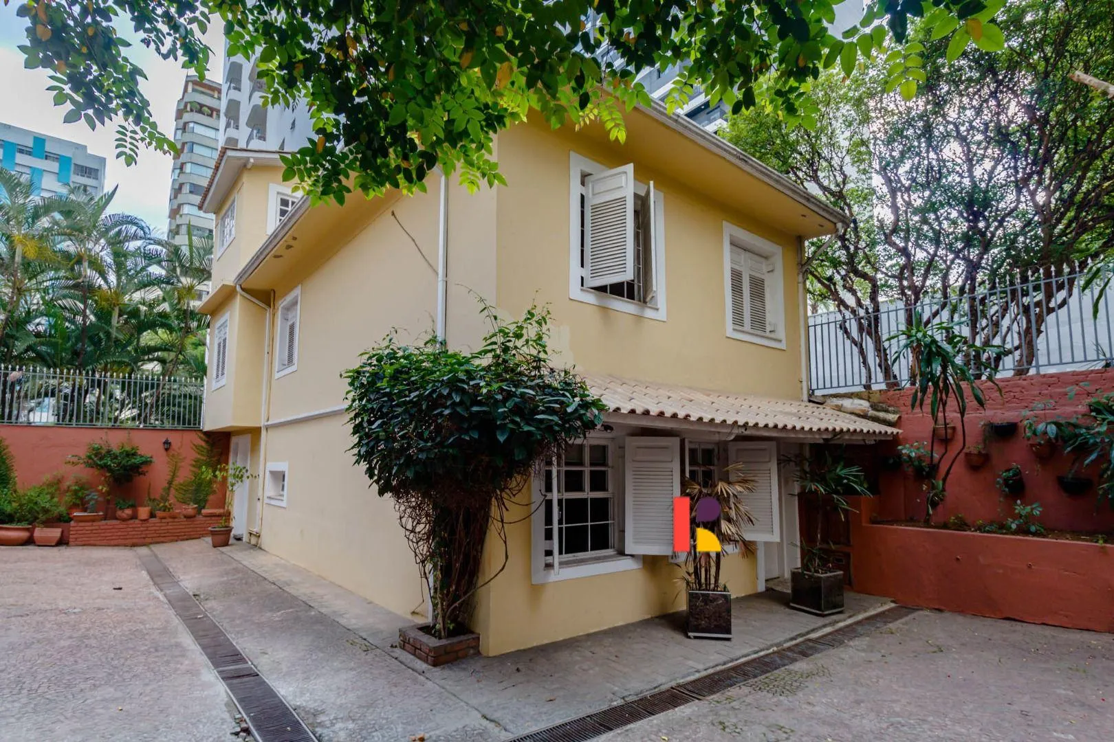 Casa com 1 suítes à venda em Jardim Paulista, São Paulo, por R$ 2.400.000