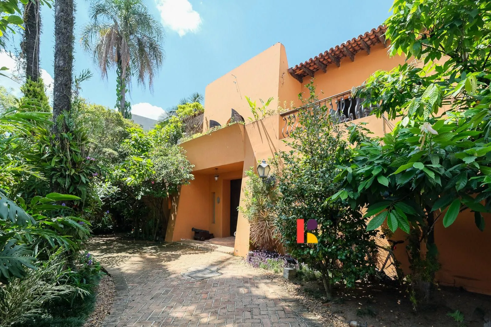 Casa com 1 suítes à venda em Jardim América, São Paulo, por R$ 16.000.000 Imagem 2