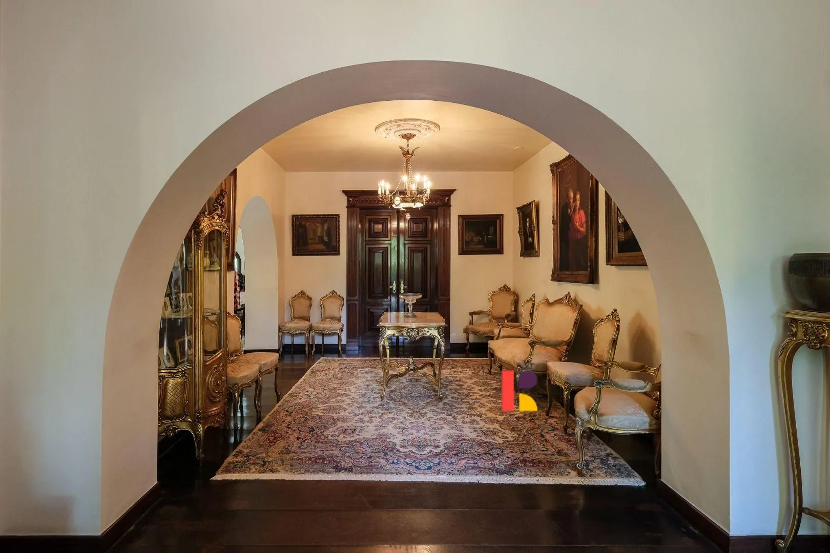 Casa com 1 suítes à venda em Jardim América, São Paulo, por R$ 16.000.000 Imagem 3