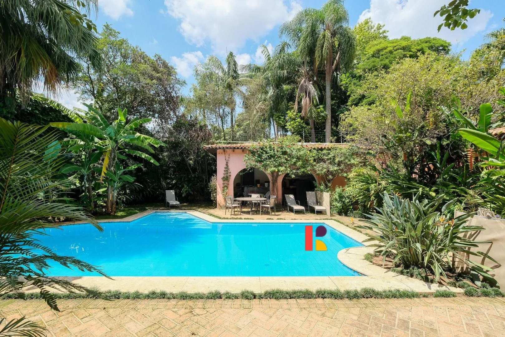 Casa com 1 suítes à venda em Jardim América, São Paulo, por R$ 16.000.000 Imagem 12