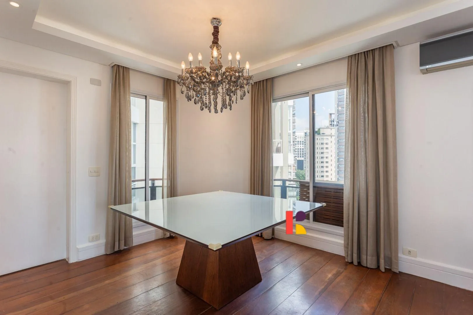 Apartamento com 3 suítes à venda em Vila Nova Conceição, São Paulo, por R$ 3.000.000 Imagem 8