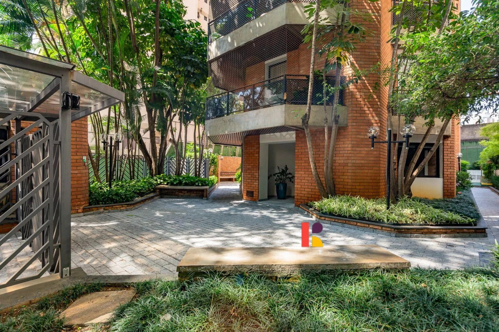 Apartamento com 3 suítes à venda em Vila Nova Conceição, São Paulo, por R$ 3.000.000 Imagem 32
