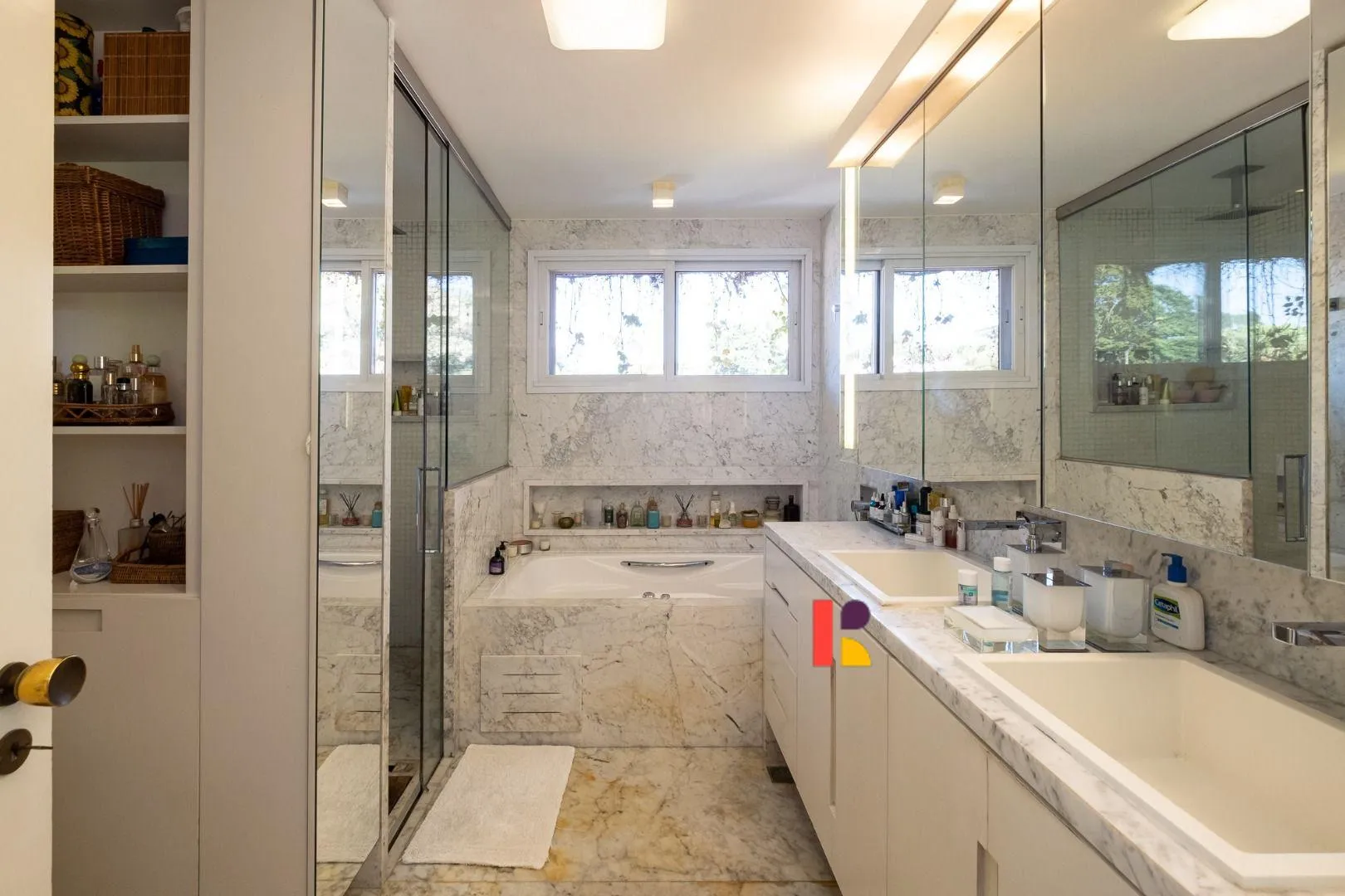 Casa com 1 suítes à venda em Alto De Pinheiros, São Paulo, por R$ 3.950.000 Imagem 20