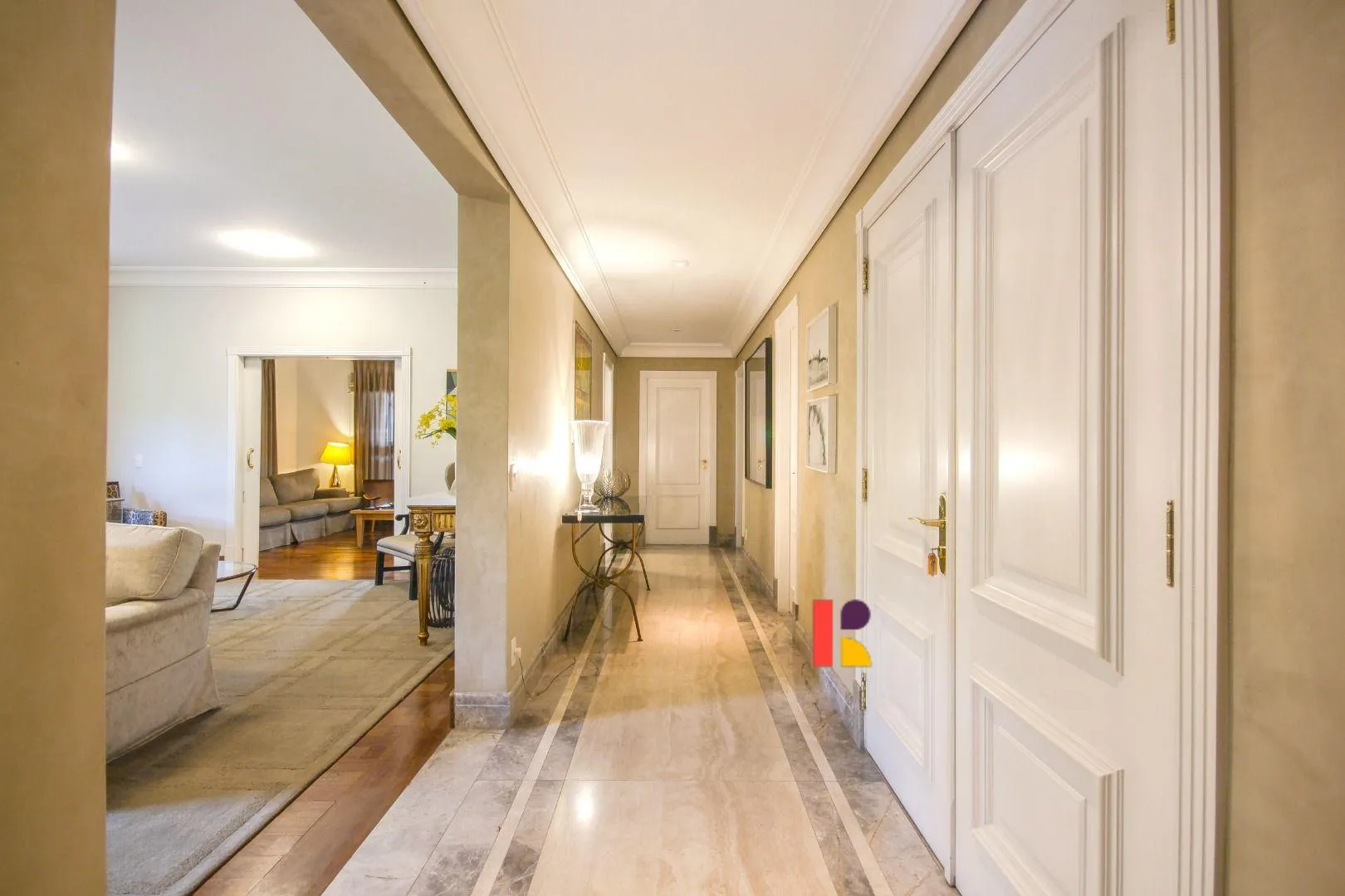 Apartamento com 4 suítes à venda em Pinheiros, São Paulo, por R$ 6.900.000
