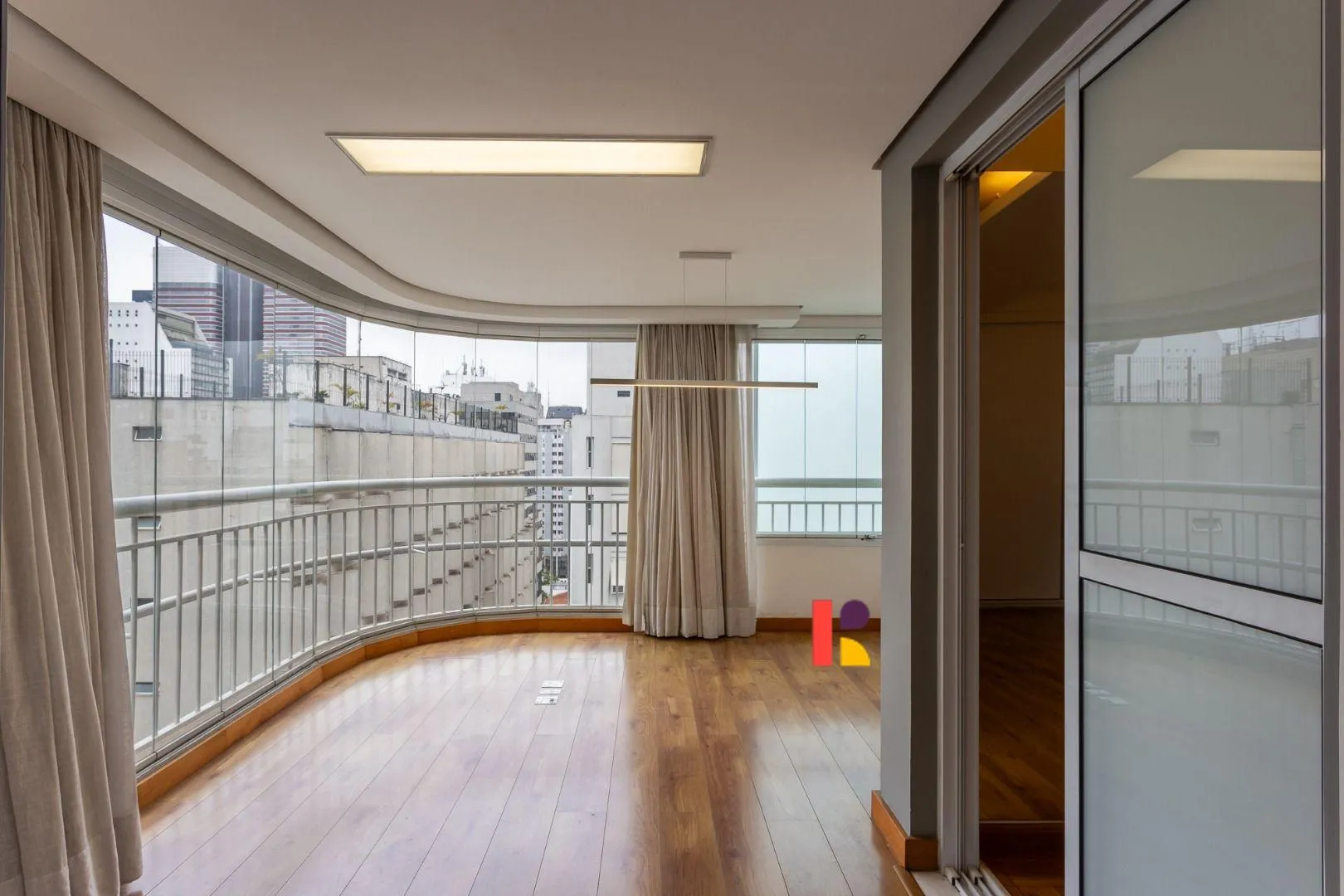 Apartamento com 2 suítes à venda em Jardins, São Paulo, por R$ 1.650.000 Imagem 4