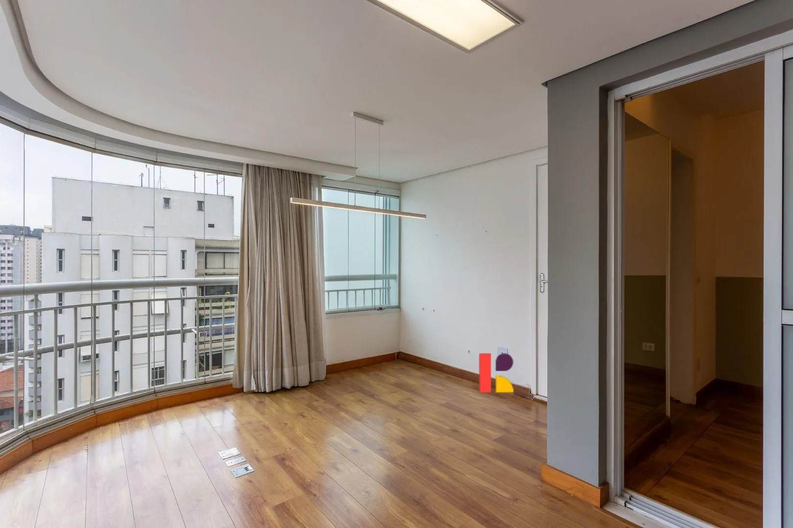 Apartamento com 2 suítes à venda em Jardins, São Paulo, por R$ 1.650.000 Imagem 2
