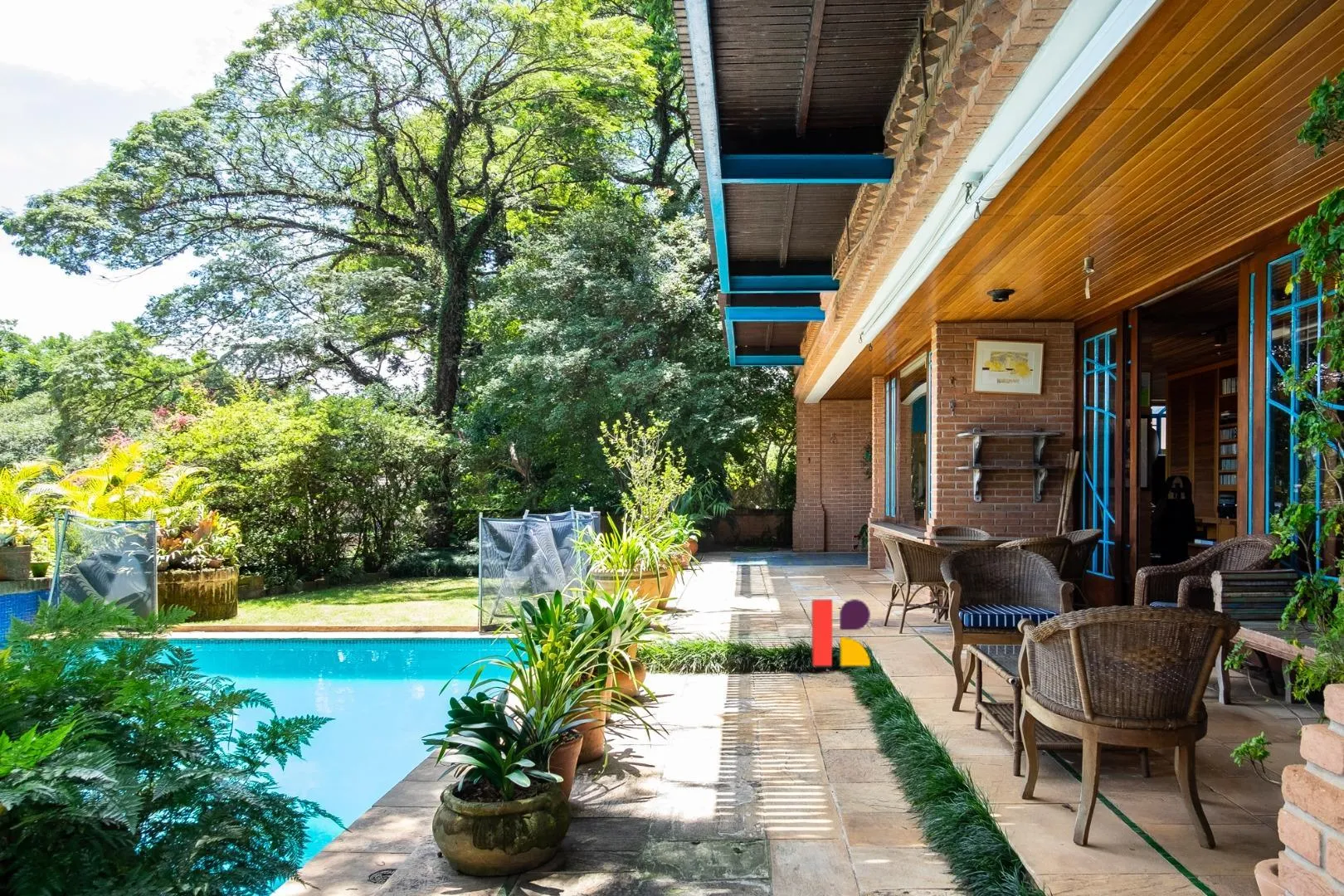 Casa com 2 suítes à venda em Pacaembu, São Paulo, por R$ 8.500.000